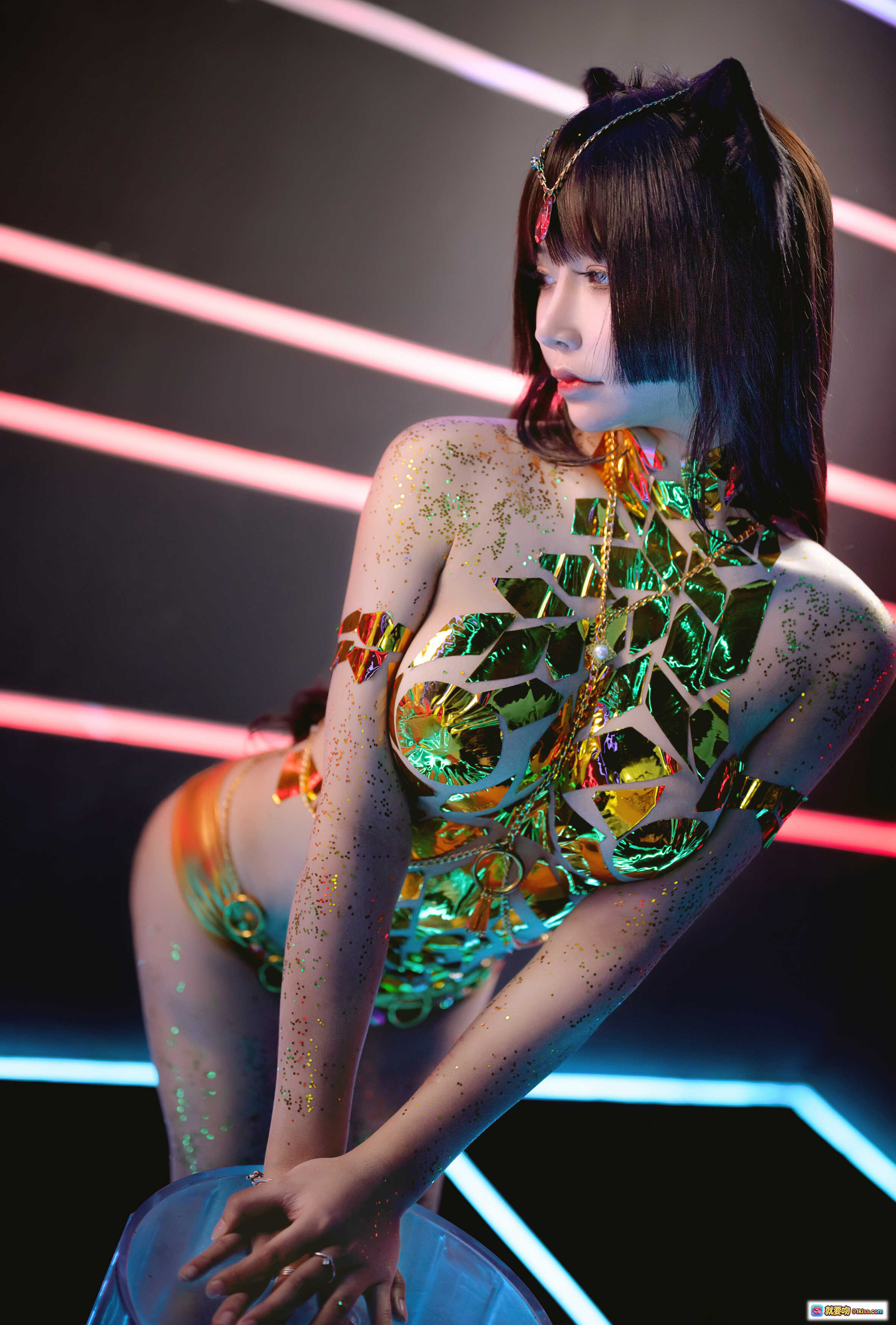 图片[3] - 抱走莫子A NO.028 金色传说 35P 672MB 霓虹光影 碎镜装饰 性感写真 艺术人像 时尚摄影 高清图集 - 就要吻