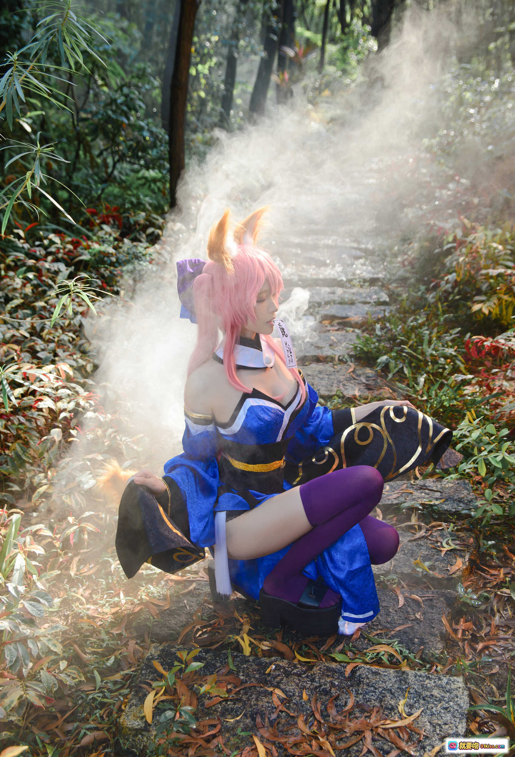 图片[5] - 青青子Js玉藻前cos泳装写真_粉发狐耳比基尼_泳池边性感摆拍_48P高清图集 - 就要吻