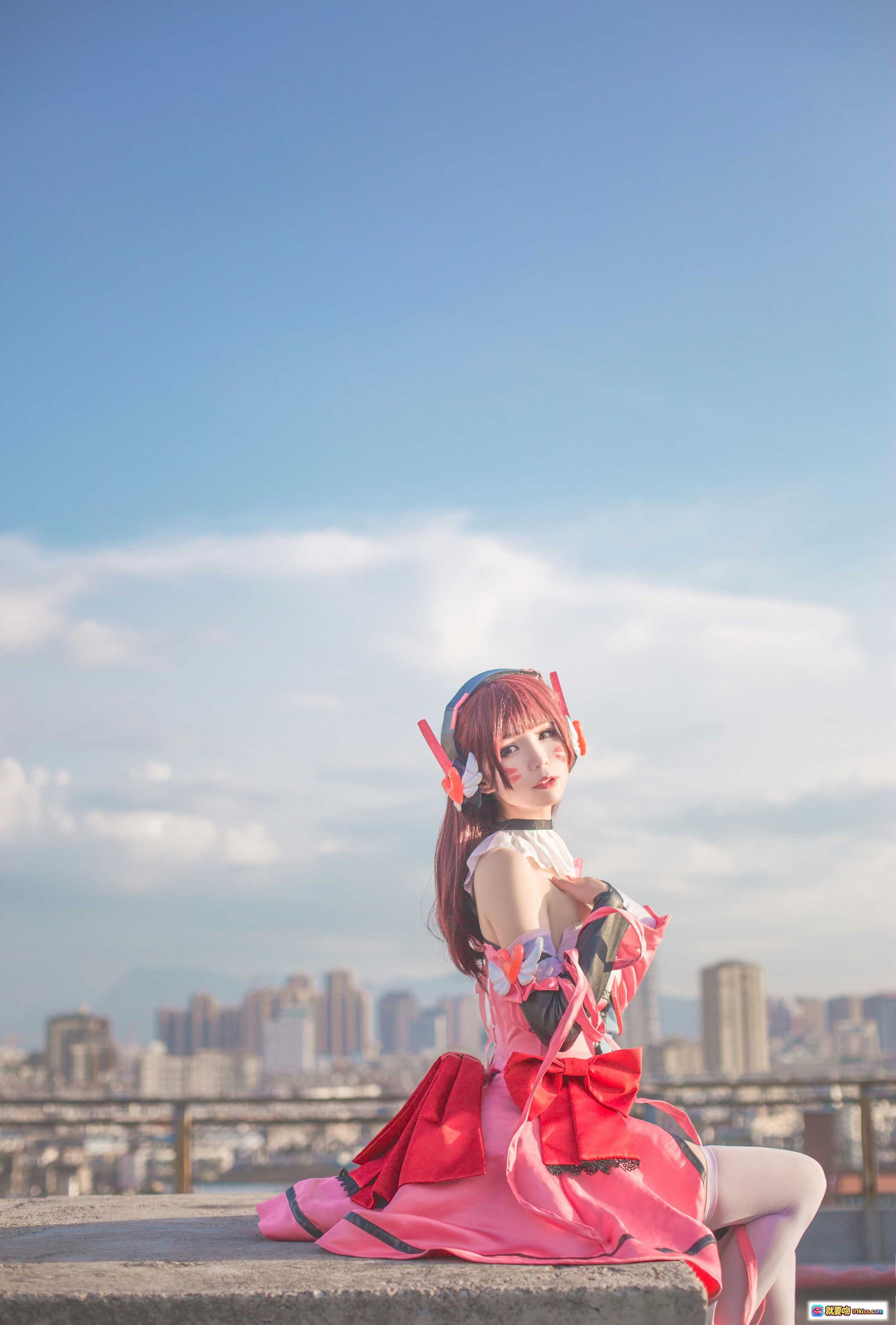 图片[4] - 北之北 VOL.12 守望先锋D.VA魔法少女Cosplay 粉红战衣+耳机造型 城市天台写真 10P高清美图 - 就要吻