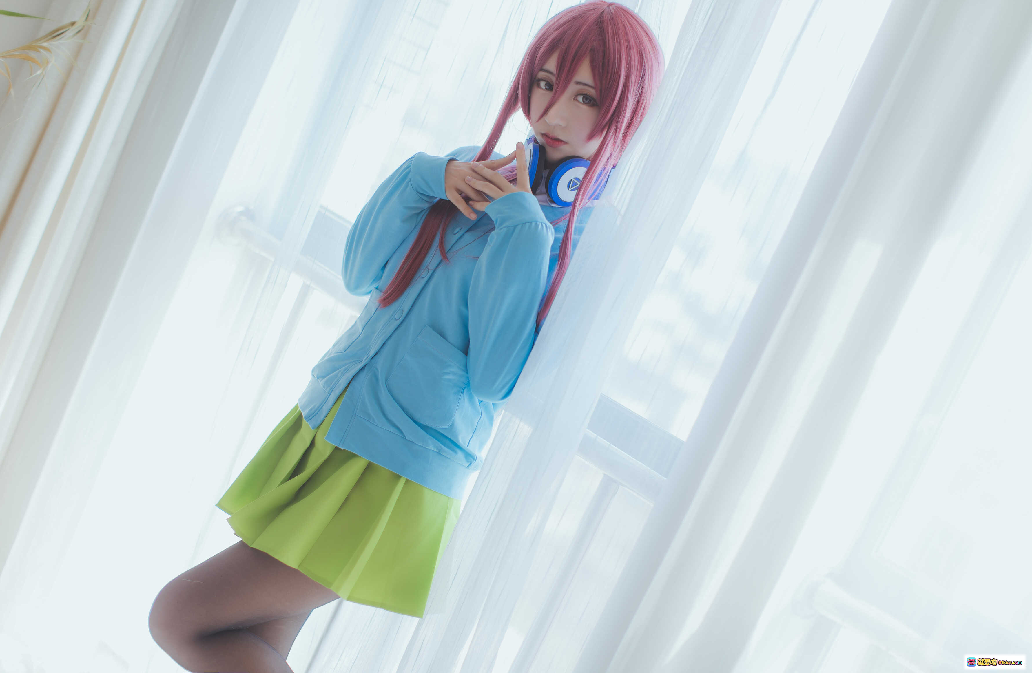 图片[6] - 黑川NO.048三玖正片写真 42P高清美腿黑丝少女 绿裙蓝衫居家私房摄影 - 就要吻