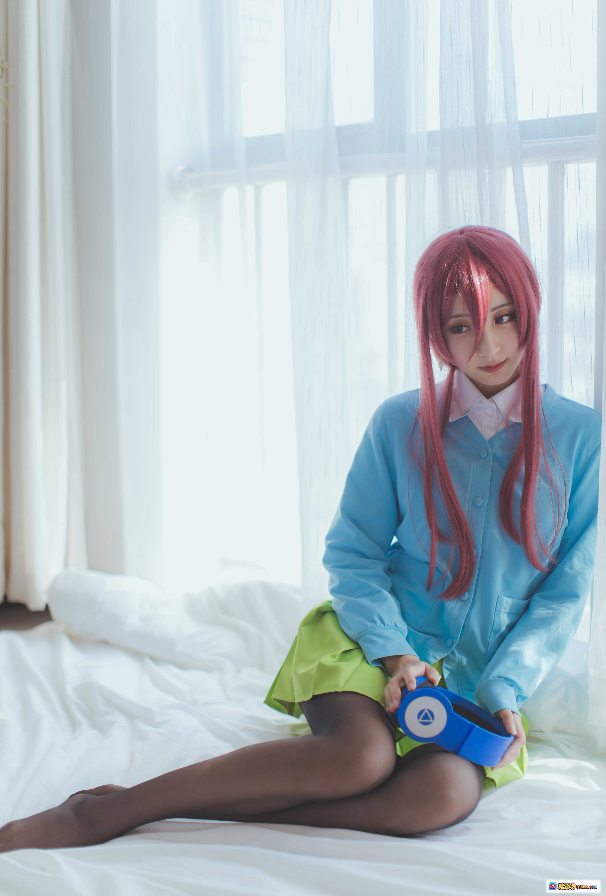 图片[5] - 黑川NO.048三玖正片写真 42P高清美腿黑丝少女 绿裙蓝衫居家私房摄影 - 就要吻