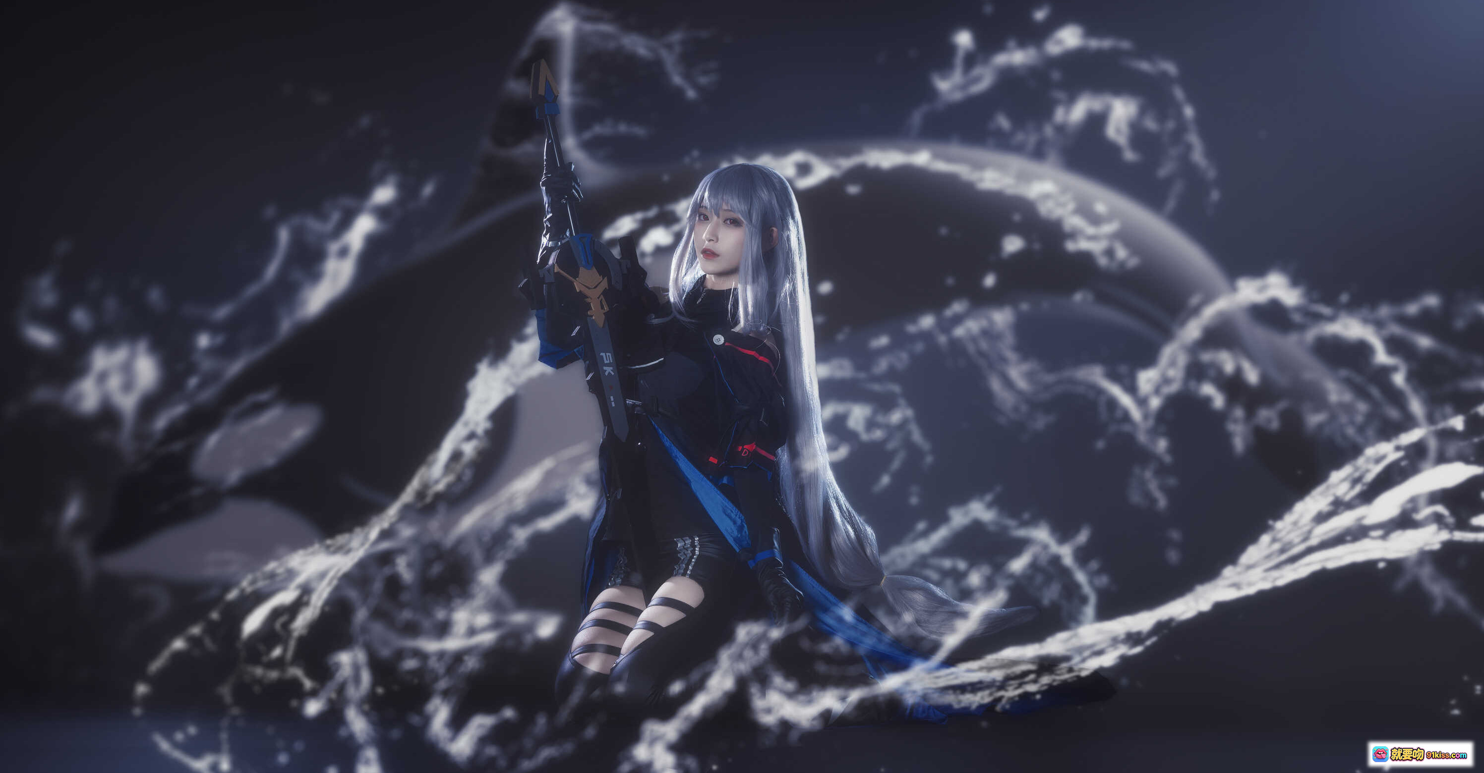 图片[3] - 斯卡蒂cosplay白发少女铁链束缚暗黑烟雾烛光氛围感写真NO.027 - 就要吻