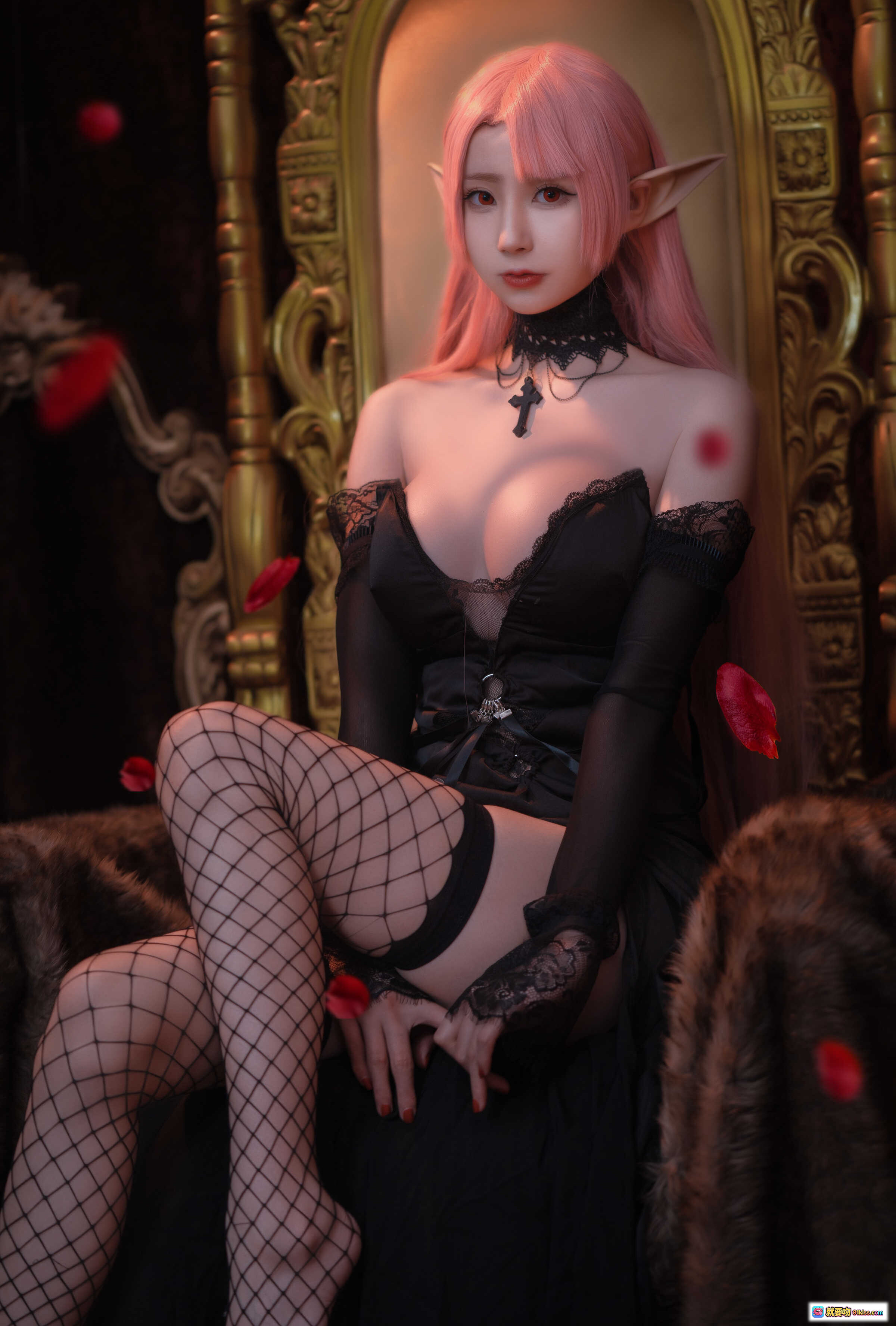 图片[9] - 西园寺南歌 NO.005 约克公爵 黑色蕾丝睡衣+渔网袜 性感写真 21P 80MB 高清私房美图 - 就要吻