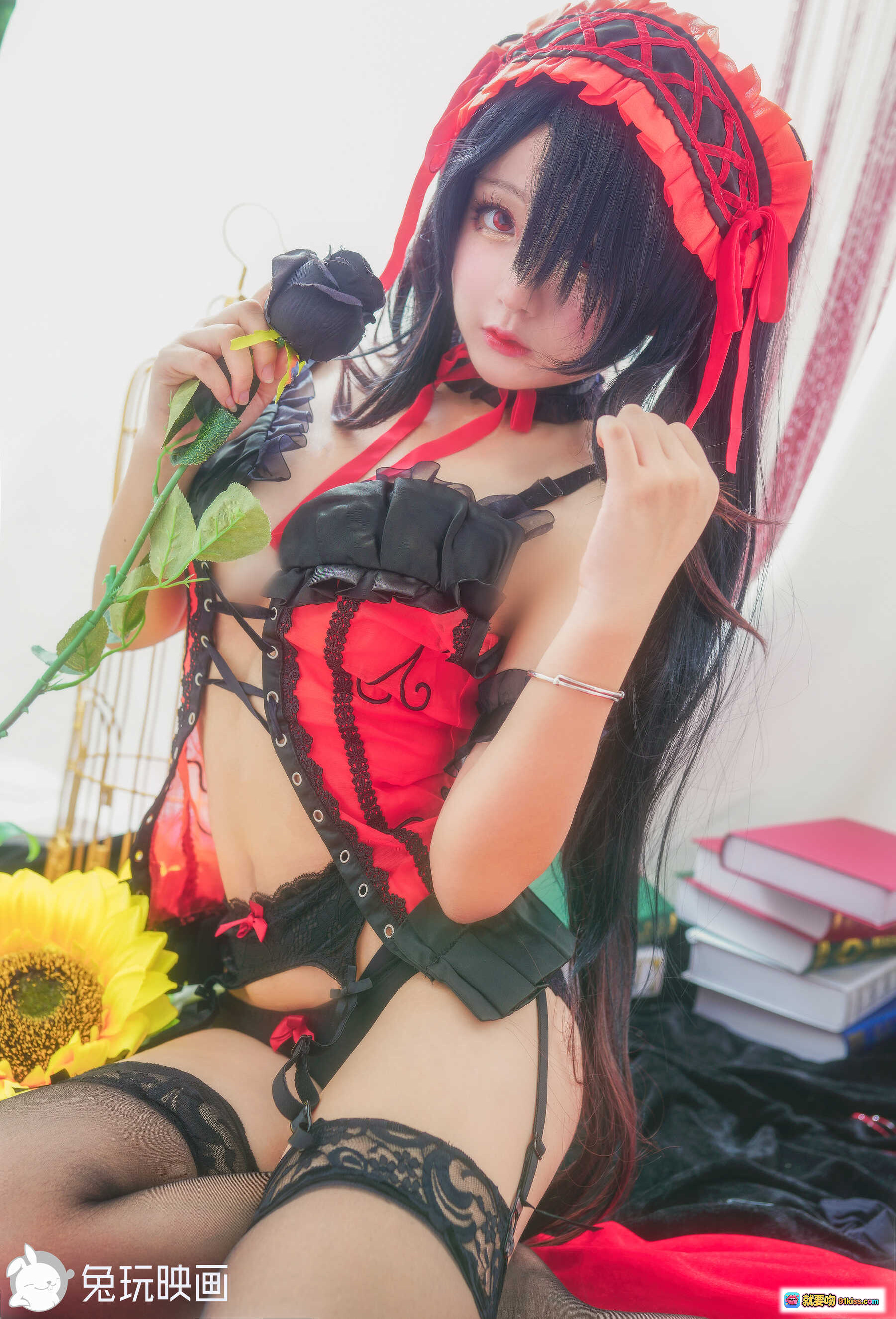 图片[6] - 日奈娇NO.013狂三Cosplay写真 – 红黑蕾丝女仆装 黑长直美少女 甜酷诱惑姿势 室内布景高清图集 - 就要吻