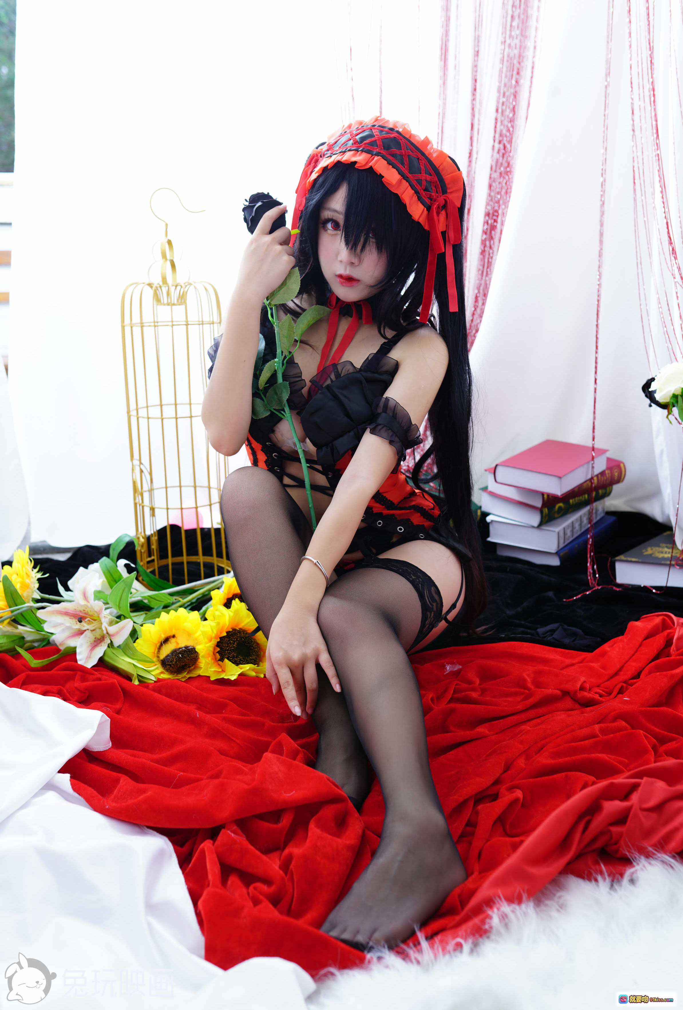 图片[9] - 日奈娇NO.013狂三Cosplay写真 – 红黑蕾丝女仆装 黑长直美少女 甜酷诱惑姿势 室内布景高清图集 - 就要吻