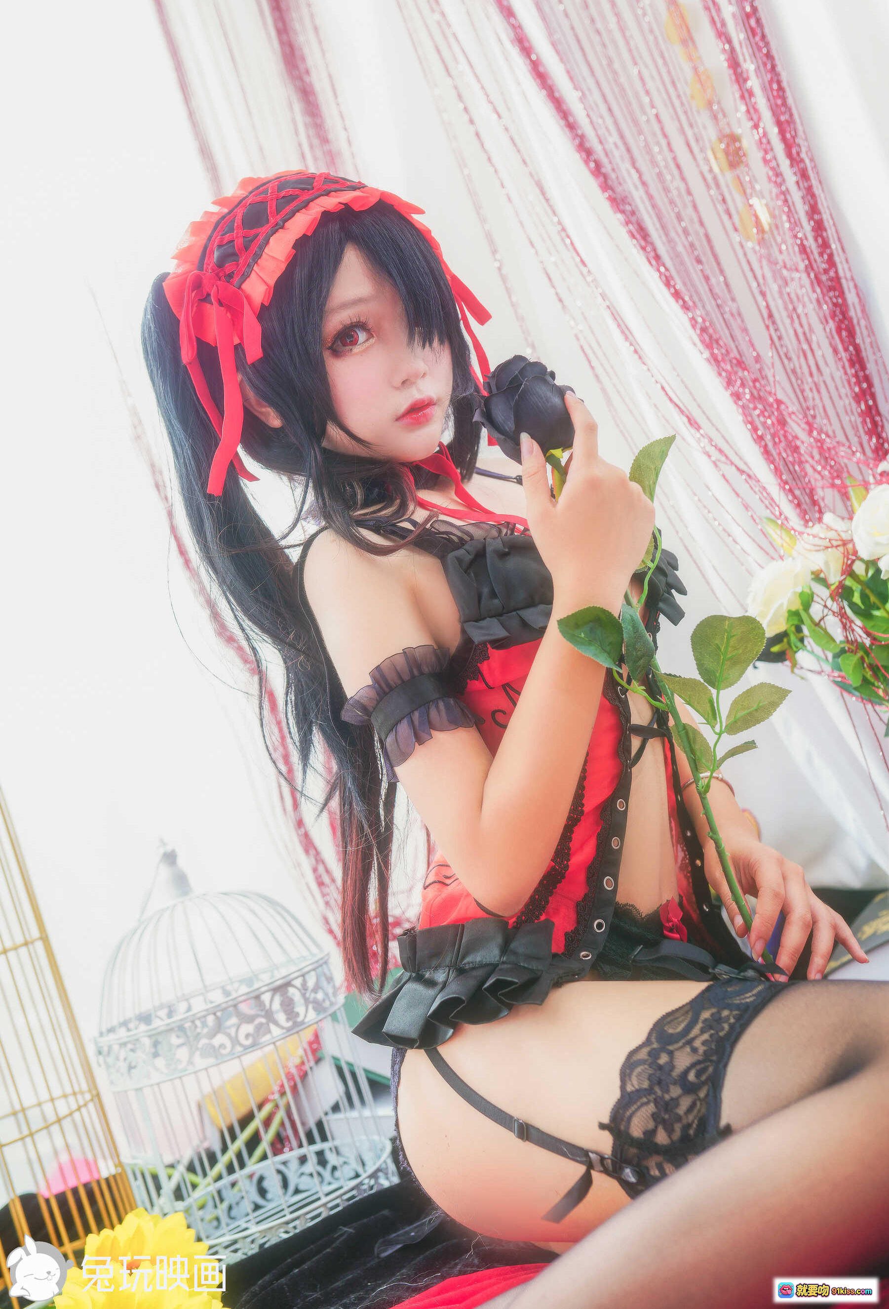 图片[10] - 日奈娇NO.013狂三Cosplay写真 – 红黑蕾丝女仆装 黑长直美少女 甜酷诱惑姿势 室内布景高清图集 - 就要吻
