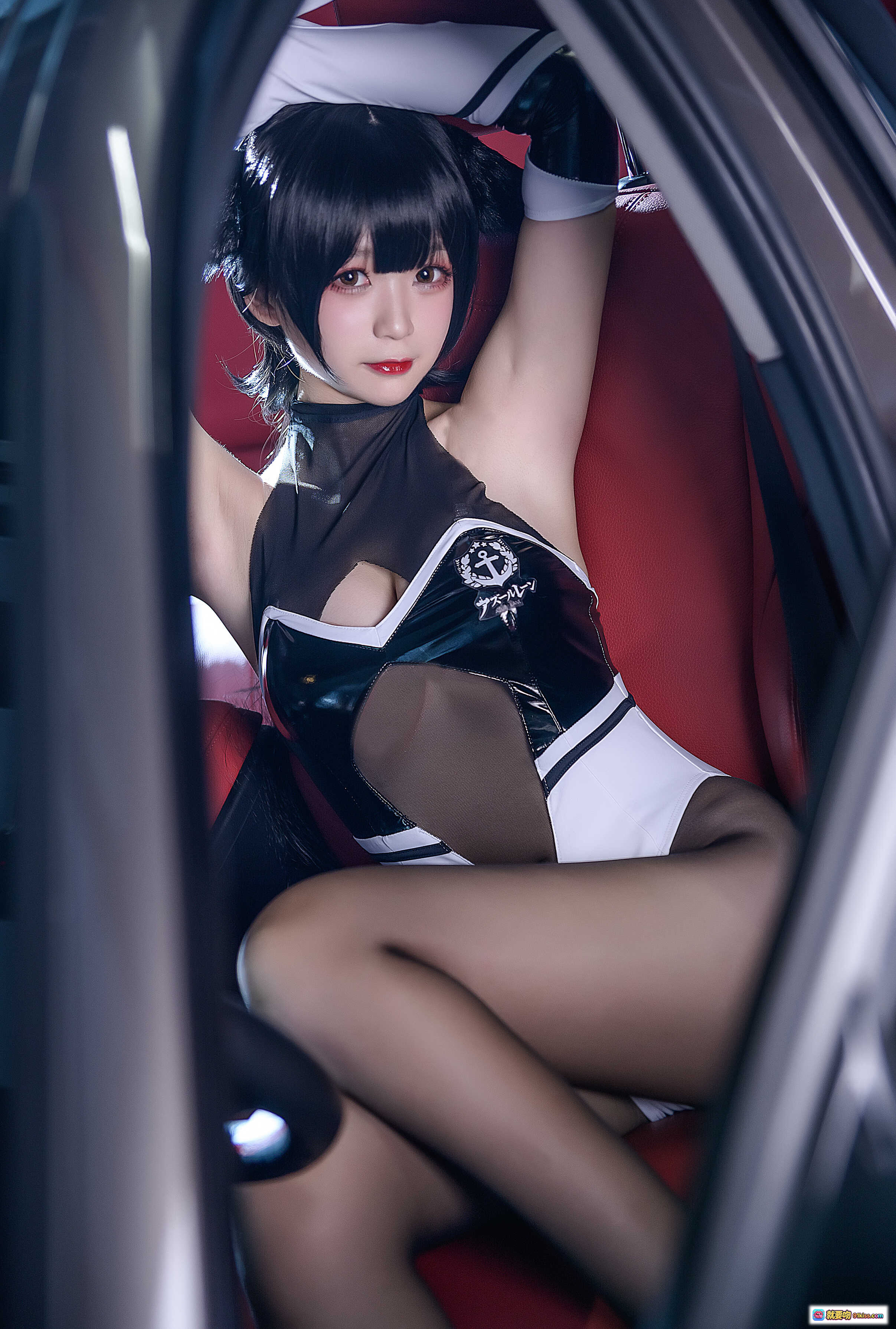 图片[4] - 樱落酱NO.001高雄赛车写真｜性感Cosplay车库车模｜黑伞白裙美腿诱惑｜12P高清图集 - 就要吻
