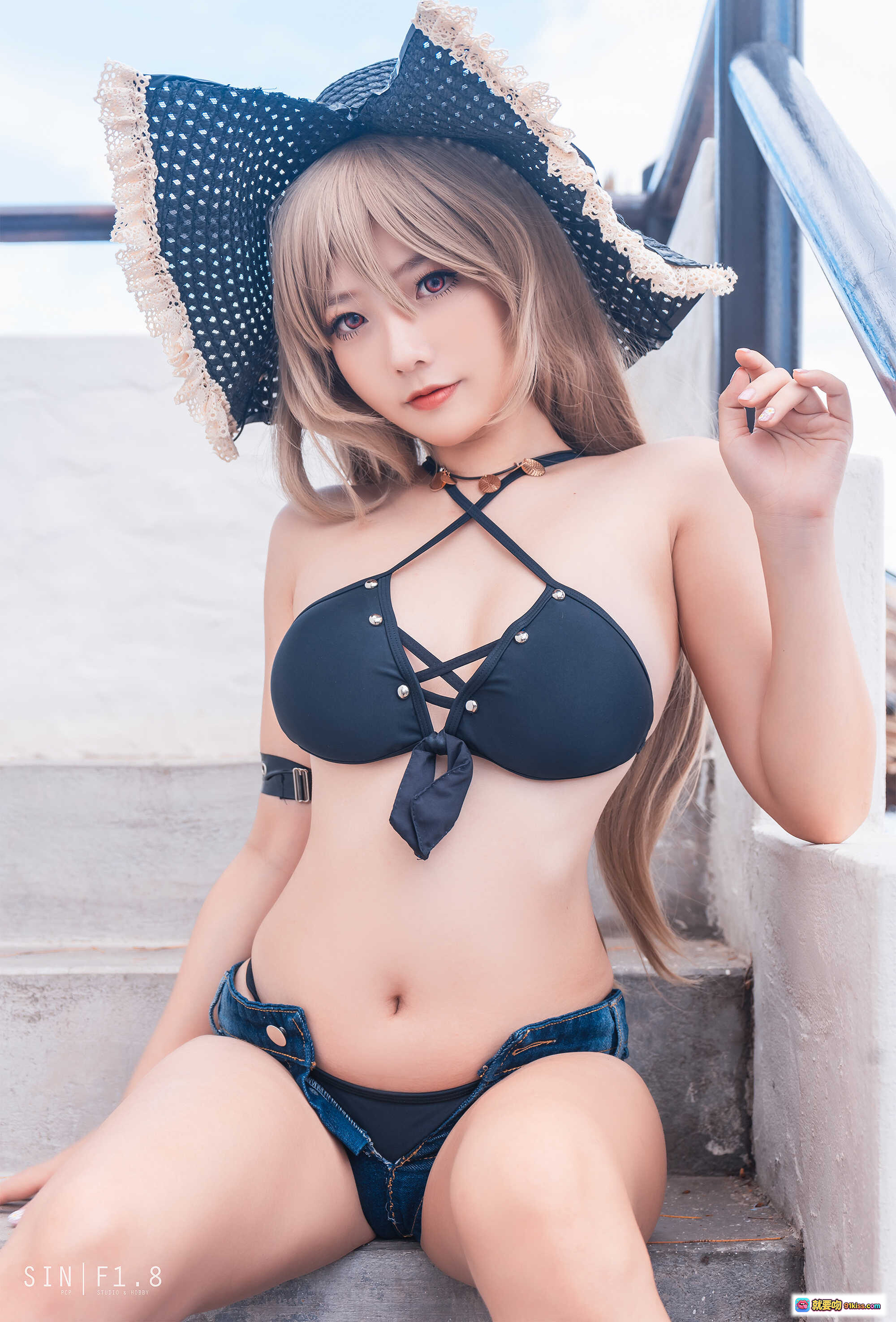 图片[3] - Messie Huang NO.03 Jean Bart泳装写真 | 黑色比基尼+牛仔短裤+波点宽檐帽海边度假风美拍 - 就要吻