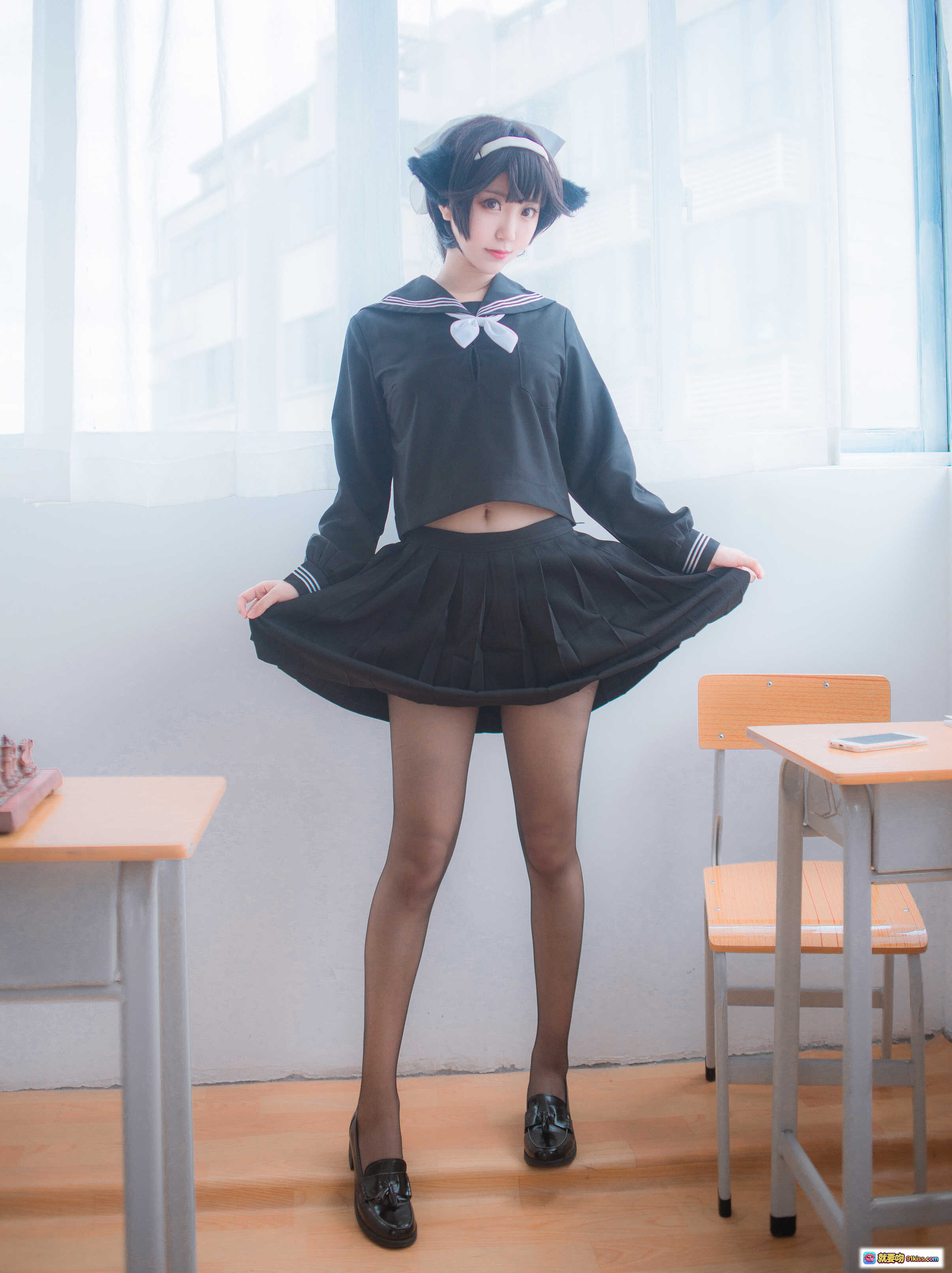 图片[4] - 黑川NO.006獒犬制服Cosplay写真 | 猫耳少女教室场景 | 白色水手服黑裙黑丝美腿 | 30P高清图集 - 就要吻