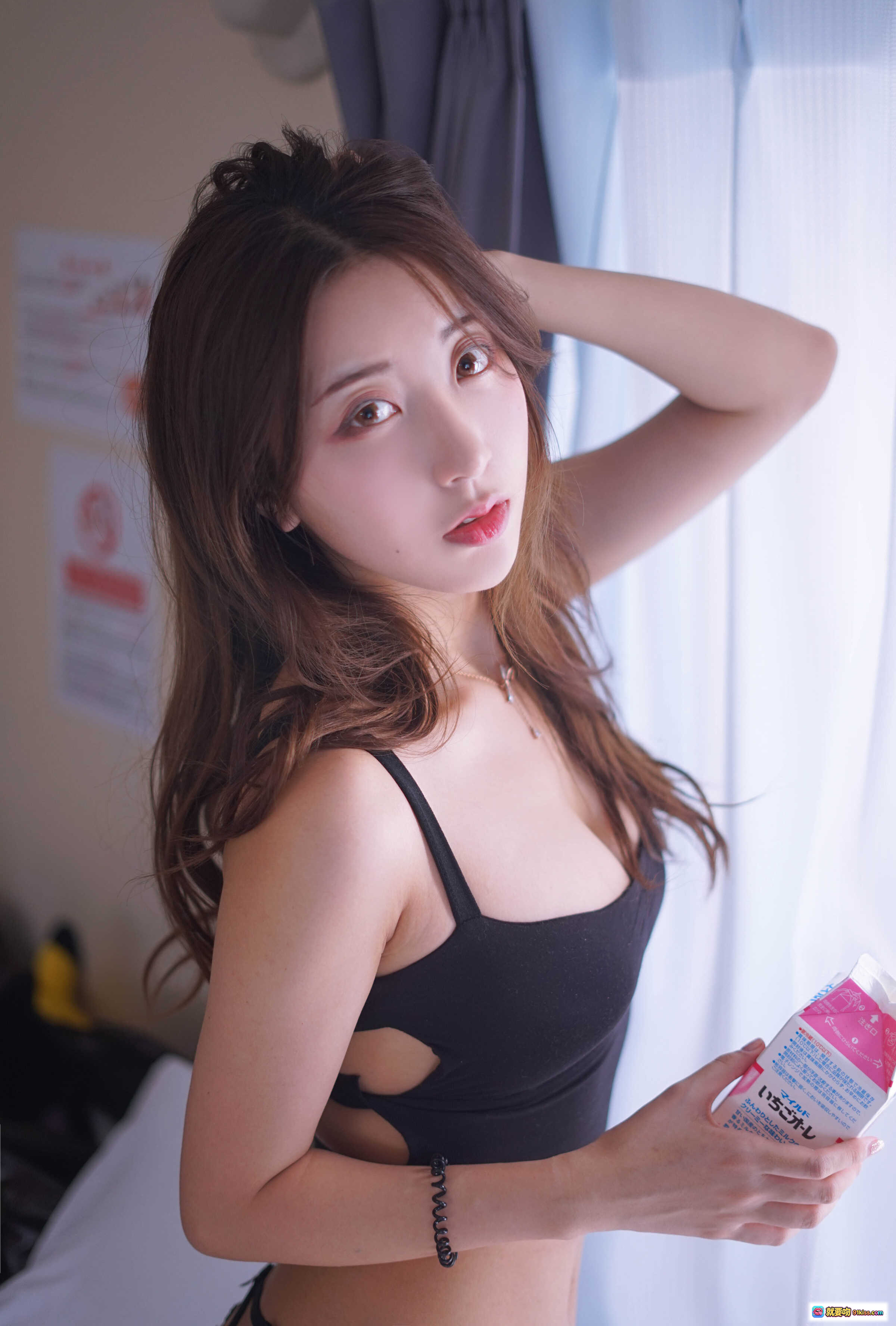 图片[6] - 黑川NO.035居家私房写真 | 黑色内衣性感美少女 | 温柔眼神诱惑姿势 | 床上氛围感大片 - 就要吻