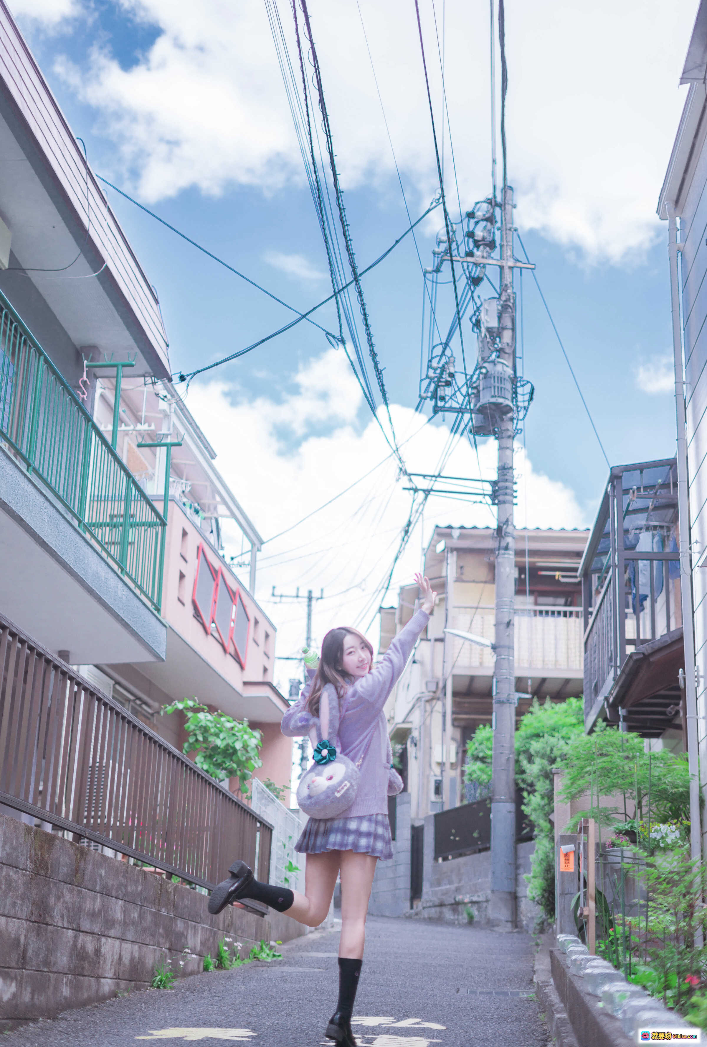 图片[3] - 黑川NO.040民宿楼下街景少女背影日系清新写真15P90MB - 就要吻