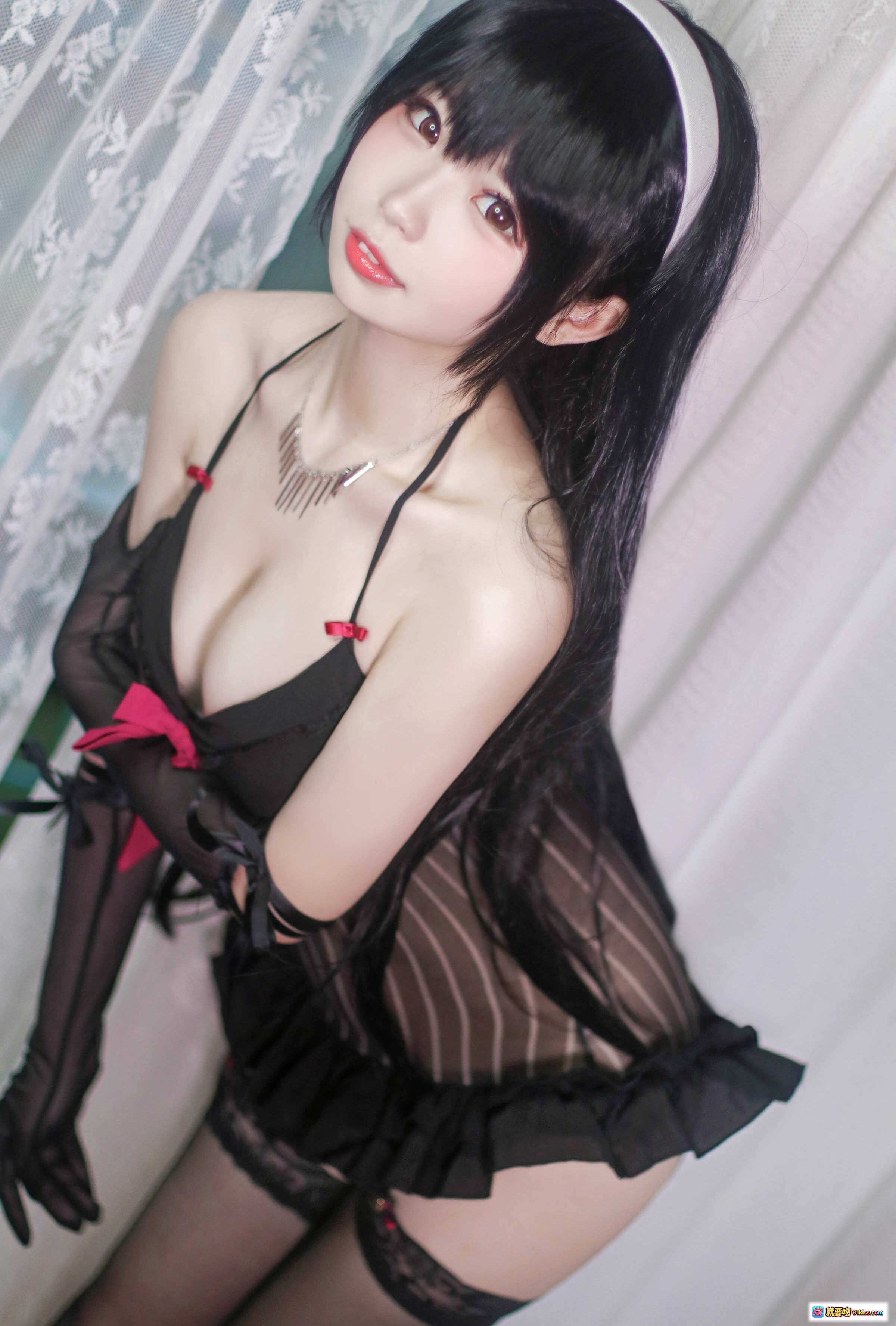 图片[6] - 霞之丘诗羽Cosplay写真 | 黑色蕾丝内衣+条纹吊带袜+长发花饰 | 优雅性感私房照 - 就要吻