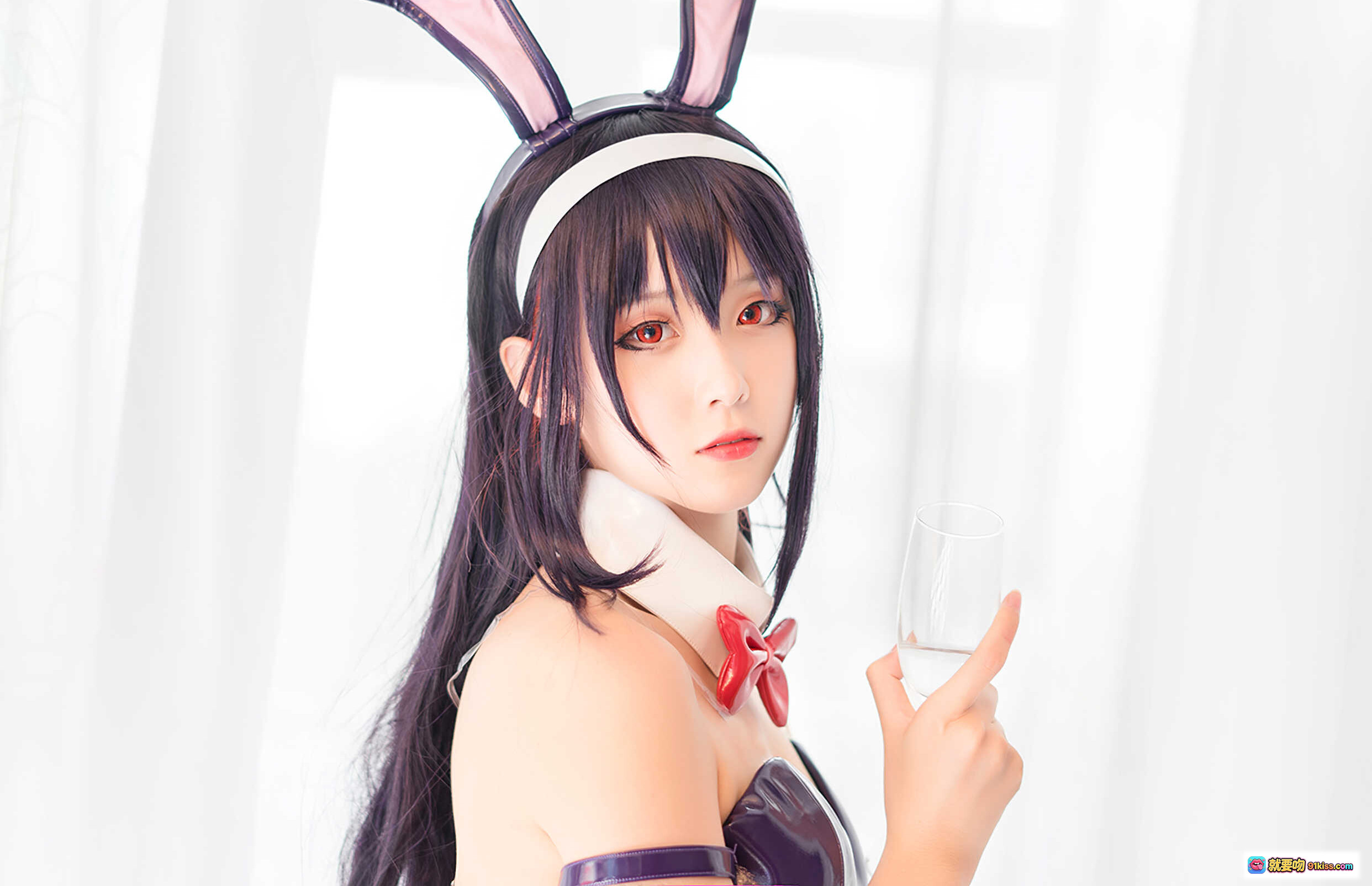 图片[3] - 秋楚楚霞之丘诗羽Cosplay写真｜紫色兔女郎装+红蝴蝶结+黑长直+复古花瓶背景｜39P高清图集 - 就要吻