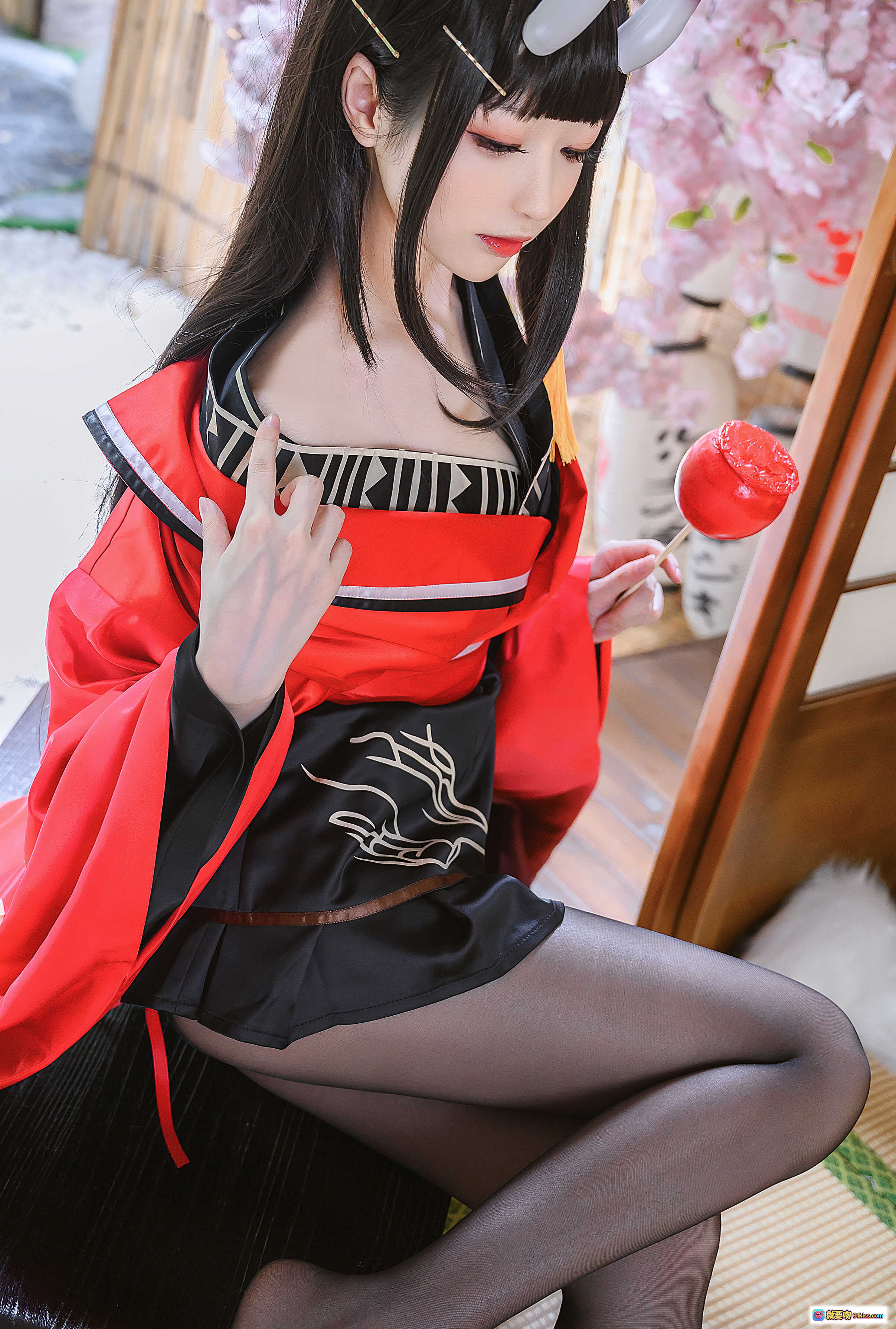 图片[7] - 南宫NO.013酒吞童子cos黑丝美腿日式和风写真 红衣鹤纹榻榻米场景性感优雅 - 就要吻