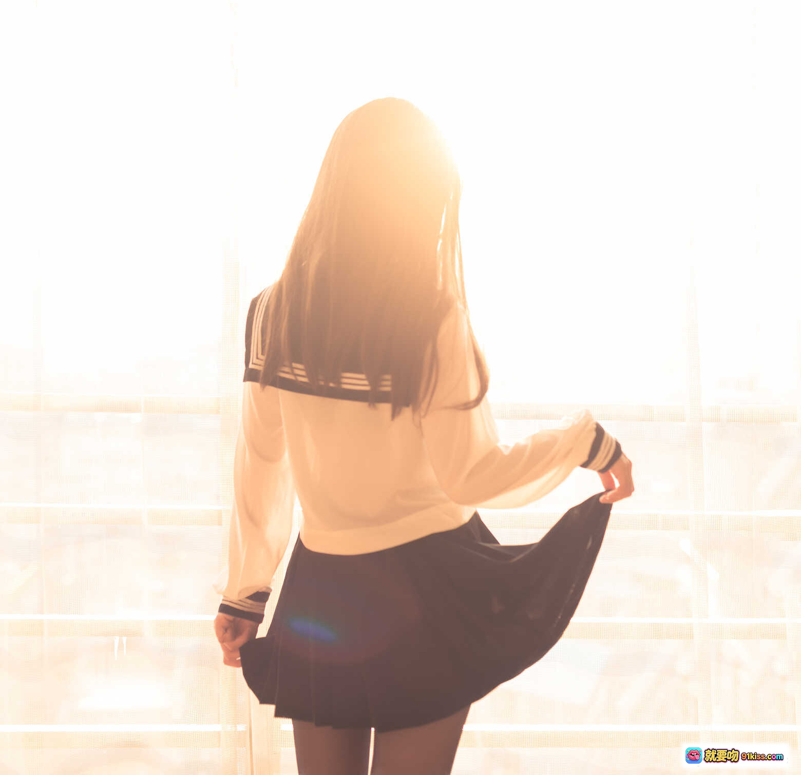 图片[6] - 白金saki半透明水手服写真特辑｜清新少女风露脐上衣+黑色百褶裙｜B站萌妹子NO.002高质37P图集 - 就要吻