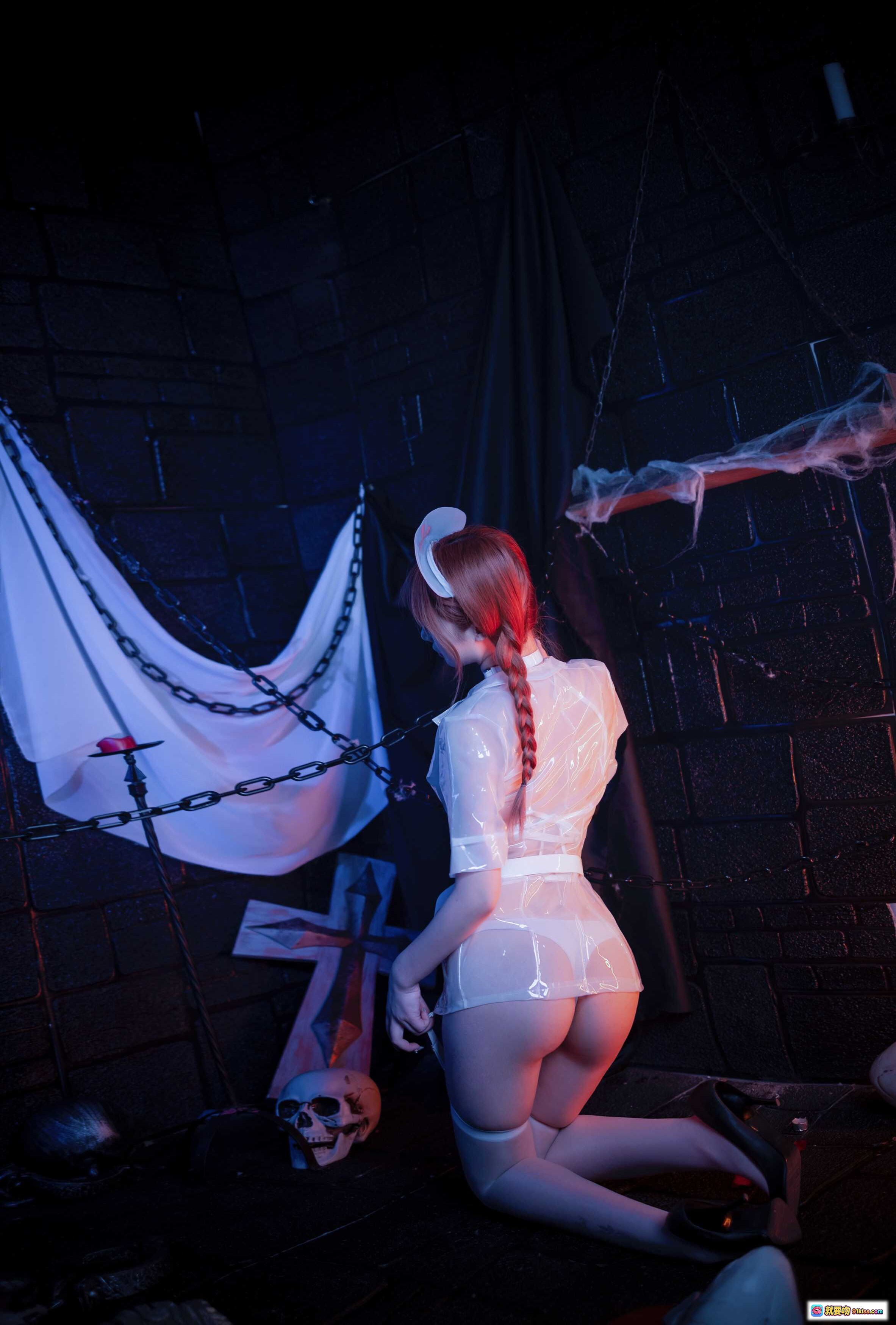 图片[6] - 叉子宝宝NO.010透明小护士写真26P51MB性感制服双马尾红十字帽暗黑系场景美腿丝袜诱惑风 - 就要吻