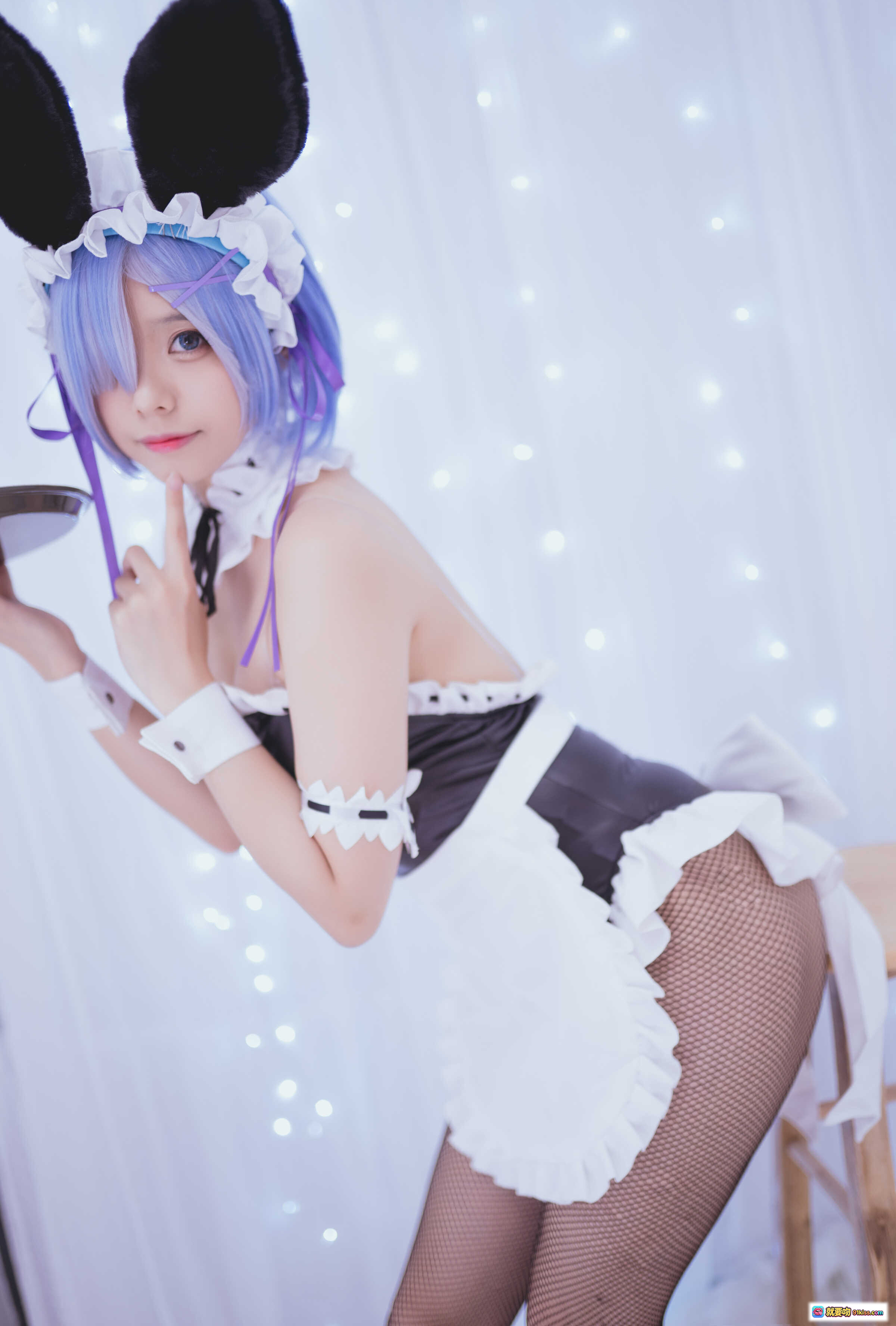 图片[9] - 小野妹子W NO.026 蕾姆兔女郎Cosplay 网袜美足 甜美蓝发 黑兔耳 26P高清写真 - 就要吻