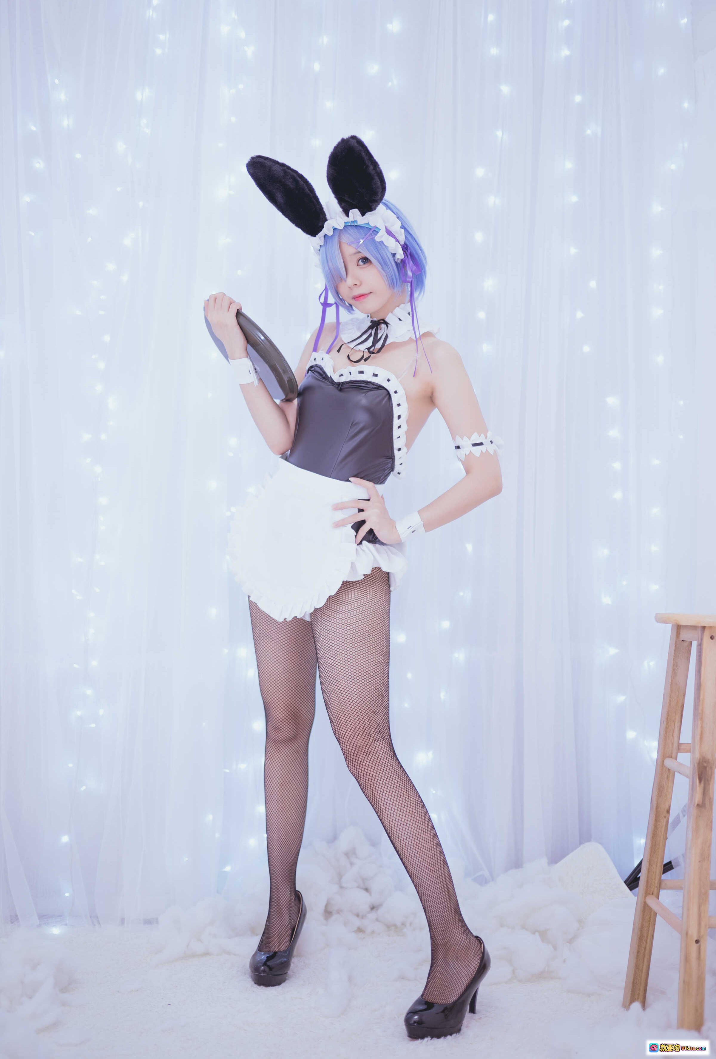 图片[6] - 小野妹子W NO.026 蕾姆兔女郎Cosplay 网袜美足 甜美蓝发 黑兔耳 26P高清写真 - 就要吻