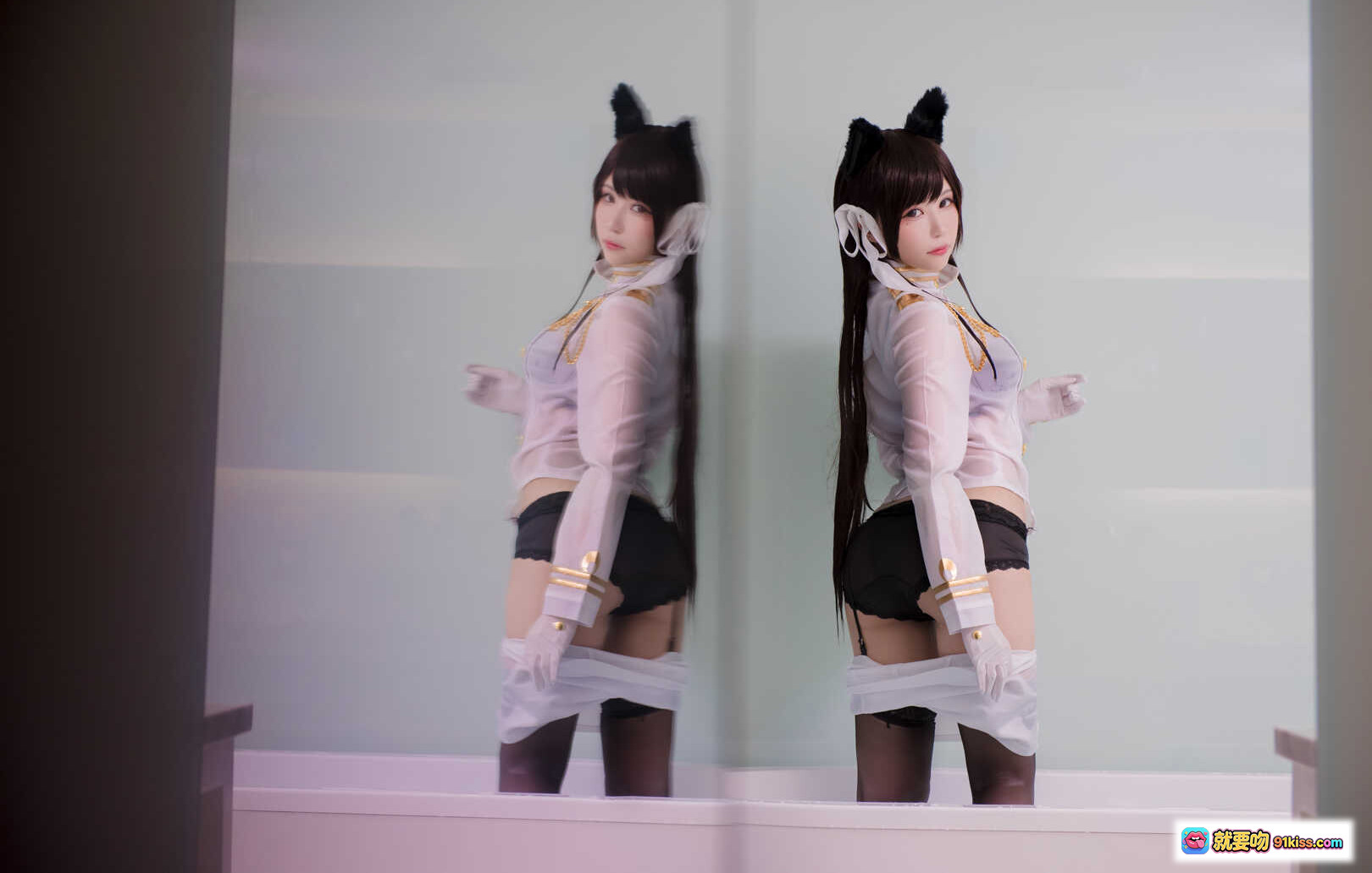 图片[5] - 白神泱NO.005浴缸cosplay写真｜猫耳黑发少女｜白色透视制服｜金色链条装饰｜精致妆容与蝴蝶结发饰 - 就要吻