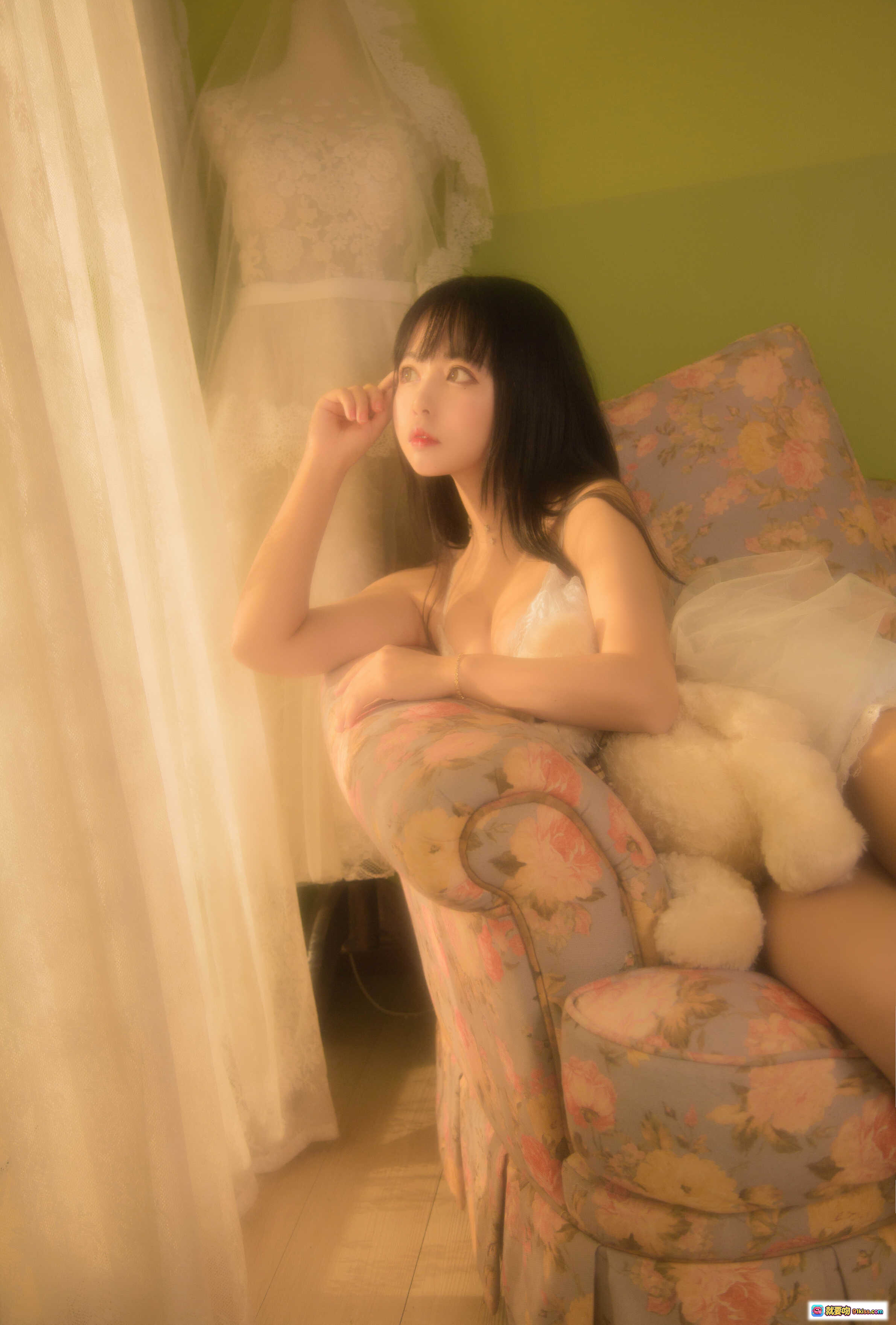 图片[5] - 黑猫猫OvO NO.009 少女写真纱裙私房照 甜美性感居家风 柔光窗帘背景 26P高清图集 - 就要吻