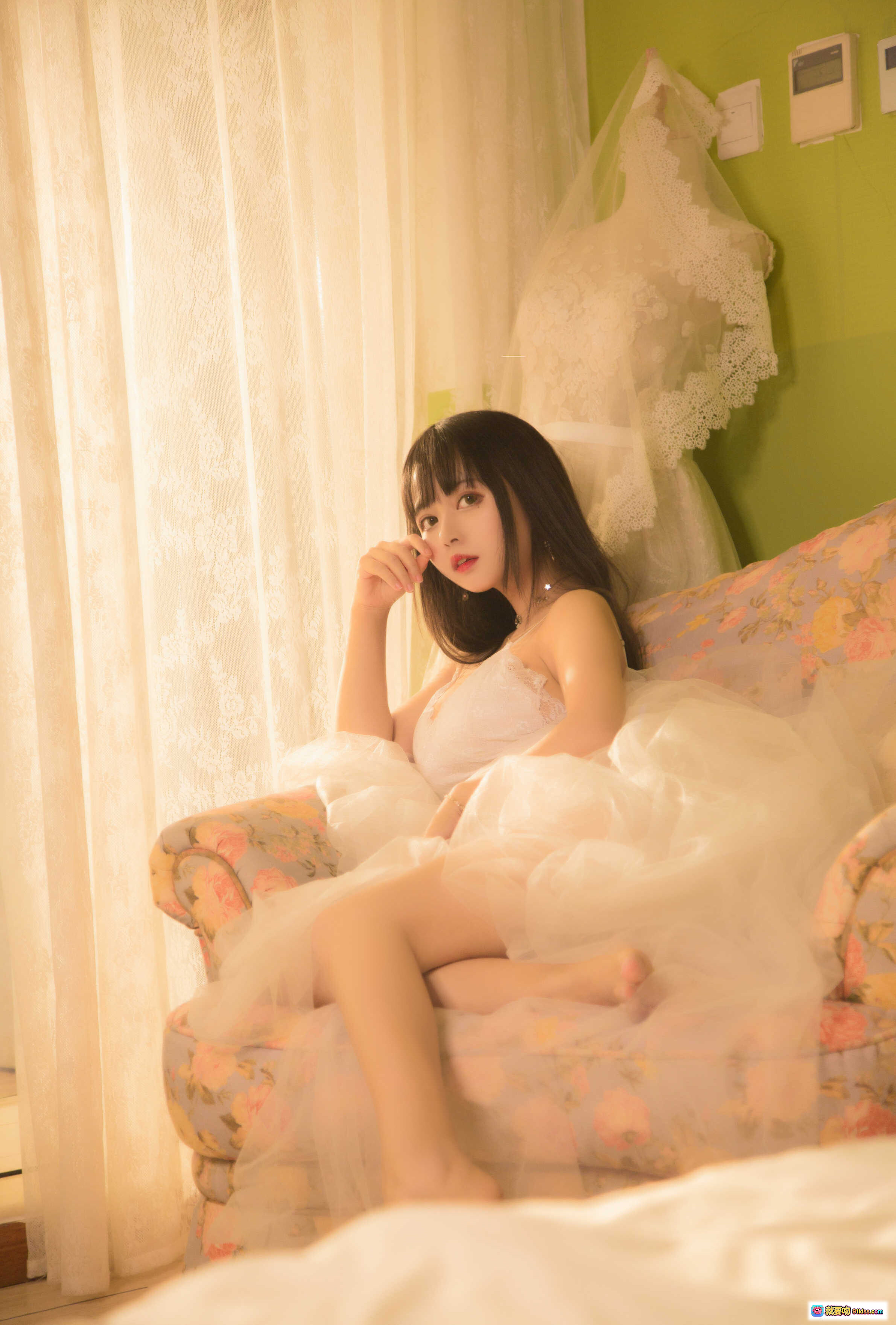 图片[3] - 黑猫猫OvO NO.009 少女写真纱裙私房照 甜美性感居家风 柔光窗帘背景 26P高清图集 - 就要吻