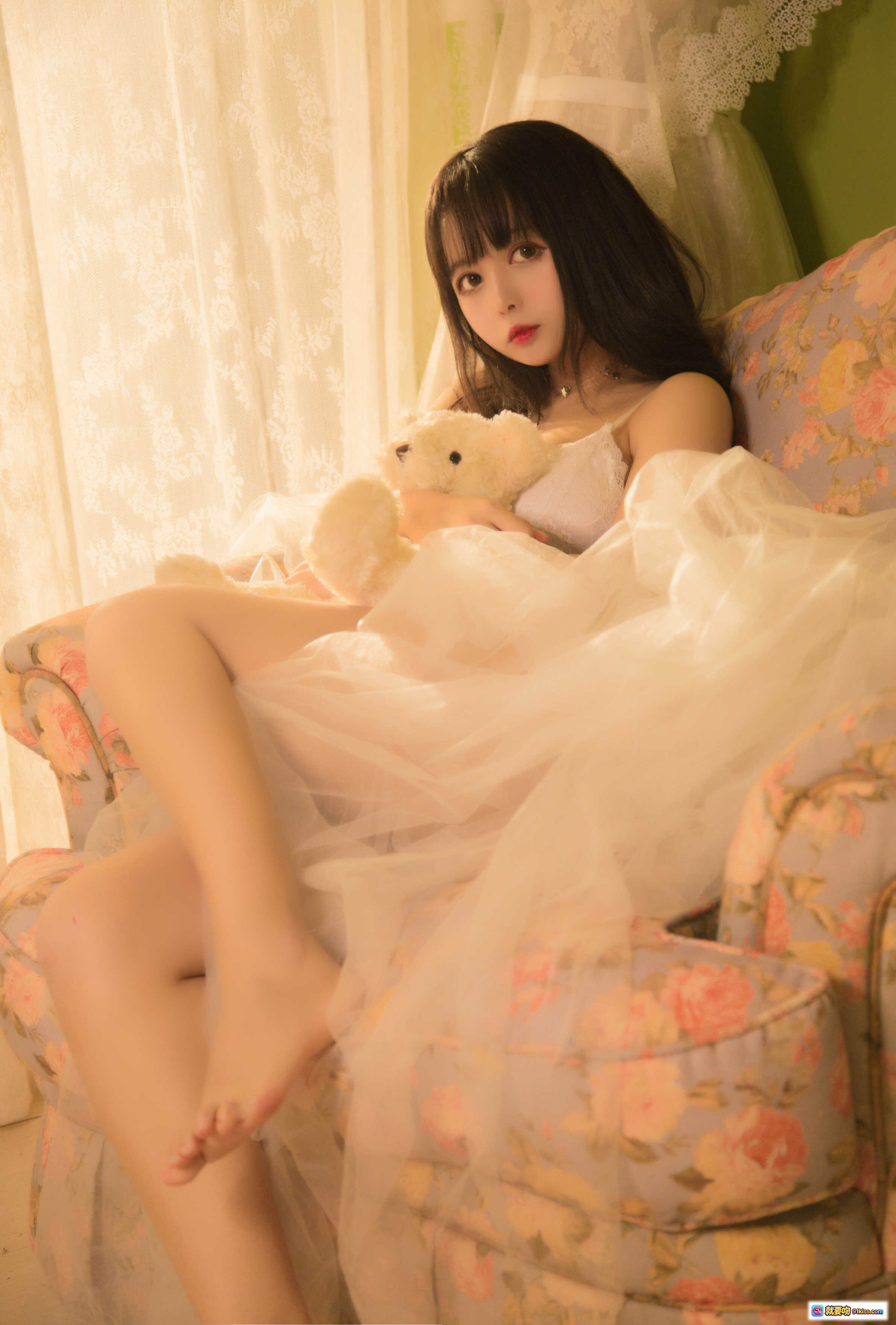 图片[10] - 黑猫猫OvO NO.009 少女写真纱裙私房照 甜美性感居家风 柔光窗帘背景 26P高清图集 - 就要吻