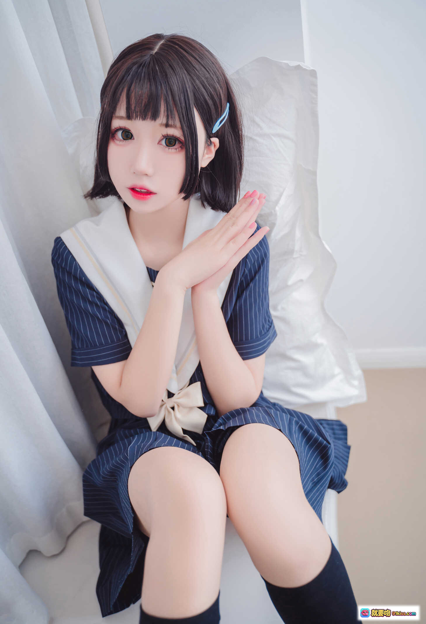 图片[4] - 猫君君_MaoJun NO.007 清纯学妹蓝条纹水手服黑过膝袜坐姿写真40P高清图集 - 就要吻