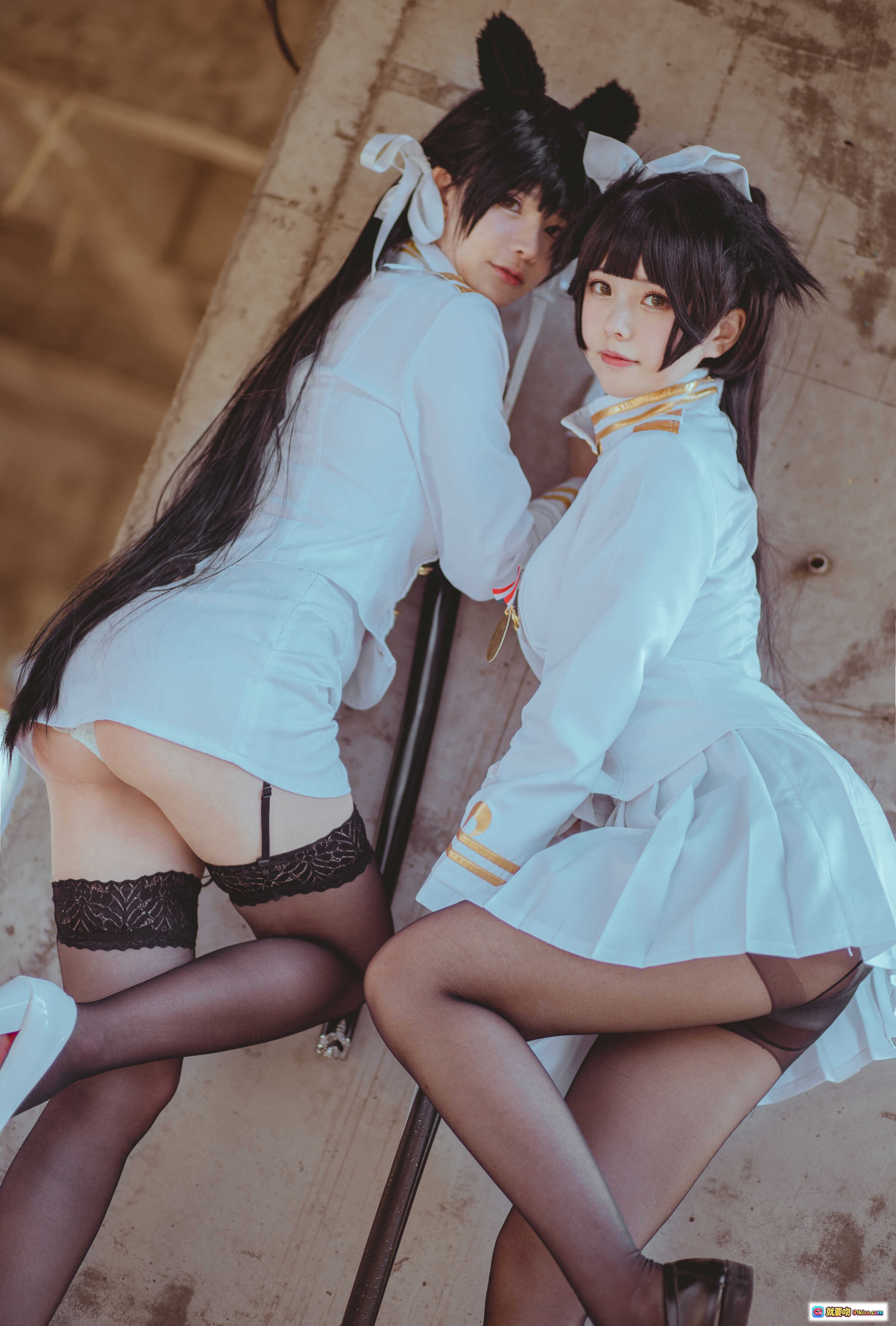 小野妹子W NO.038 獒犬双人Cosplay 白色制服黑丝美腿 72P高清写真集 - 就要吻