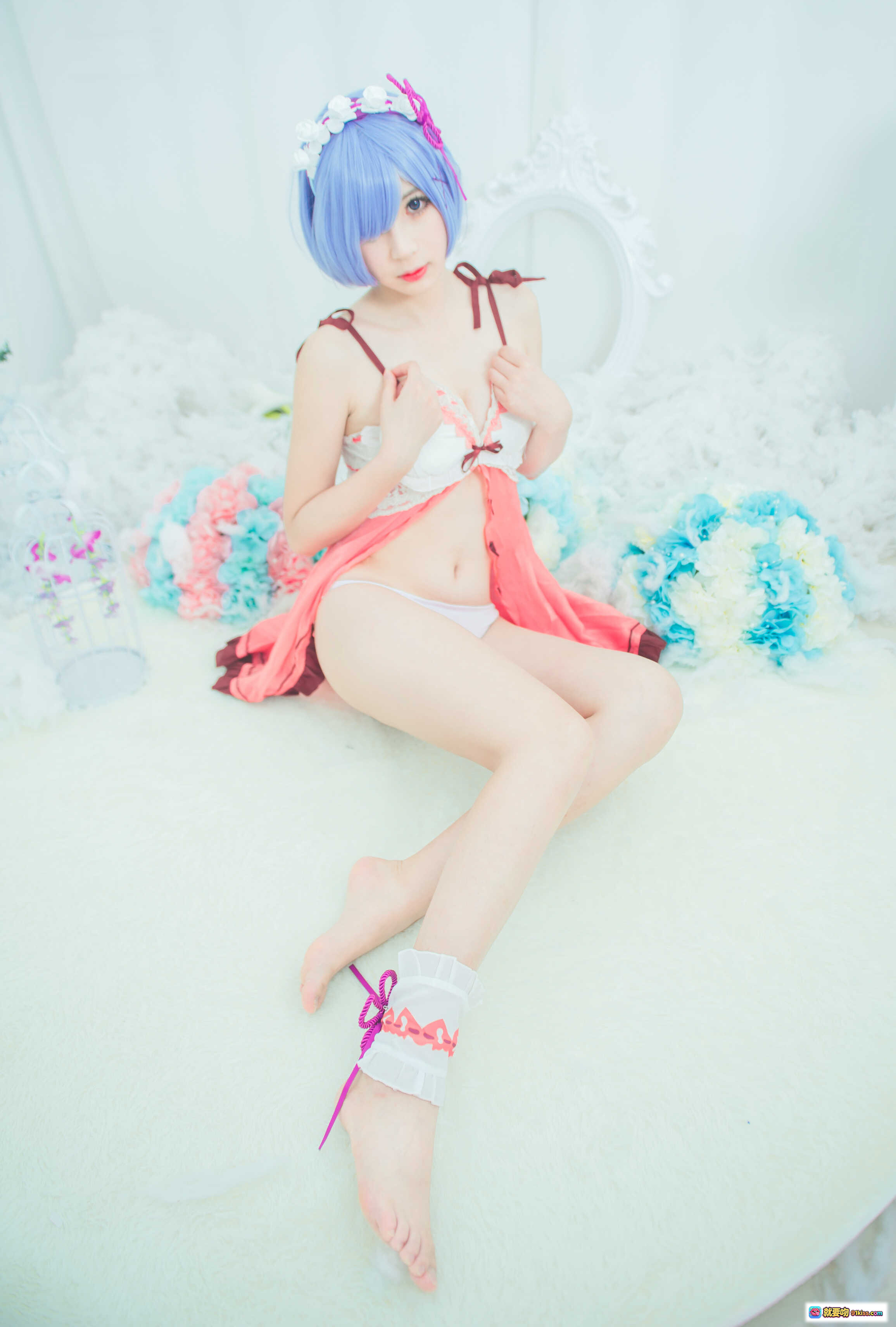 图片[5] - 小酥酱NO.009雷姆睡衣Cosplay蓝发少女粉色蕾丝吊带裙手持白框镜甜美可爱写真24P - 就要吻