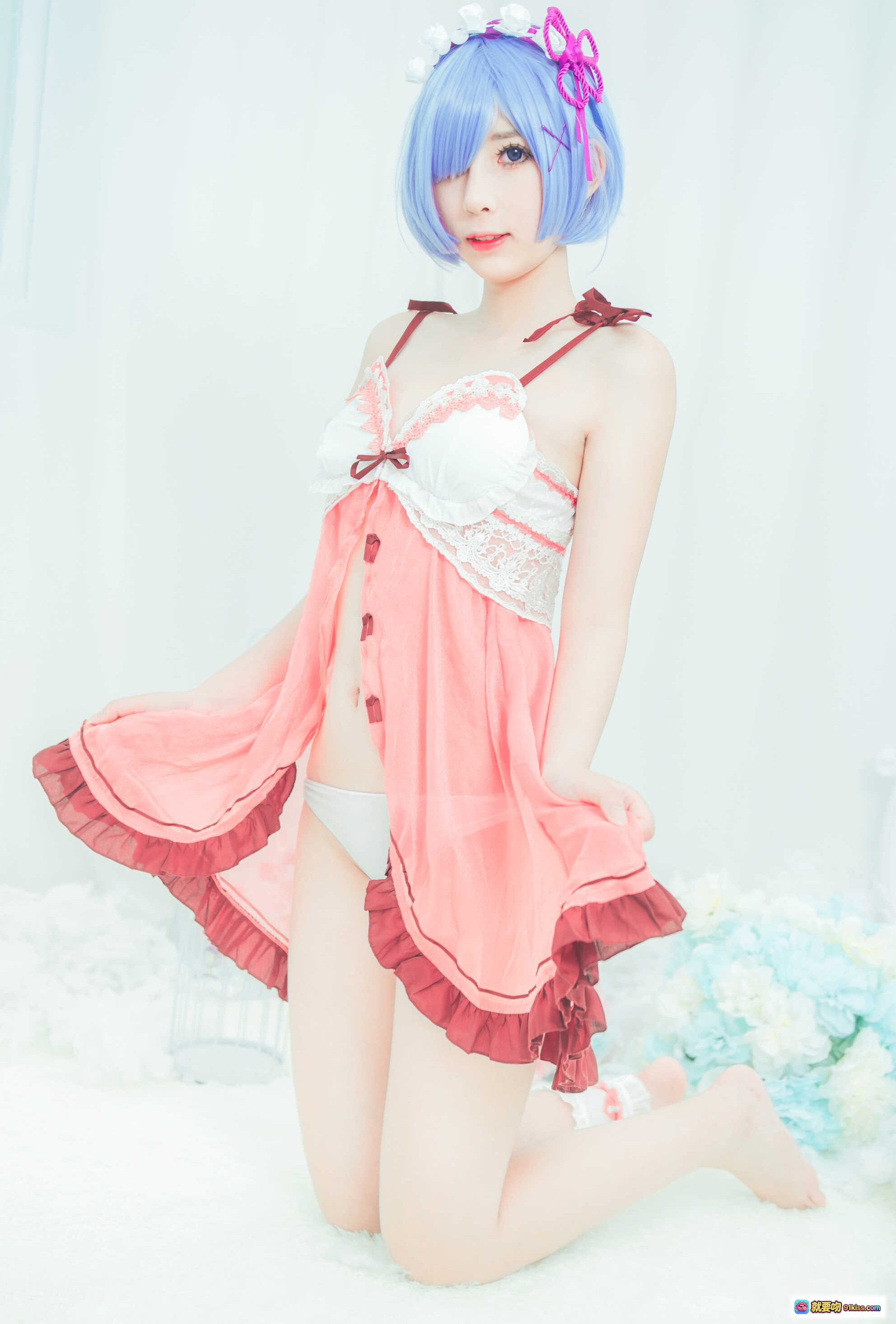 图片[8] - 小酥酱NO.009雷姆睡衣Cosplay蓝发少女粉色蕾丝吊带裙手持白框镜甜美可爱写真24P - 就要吻