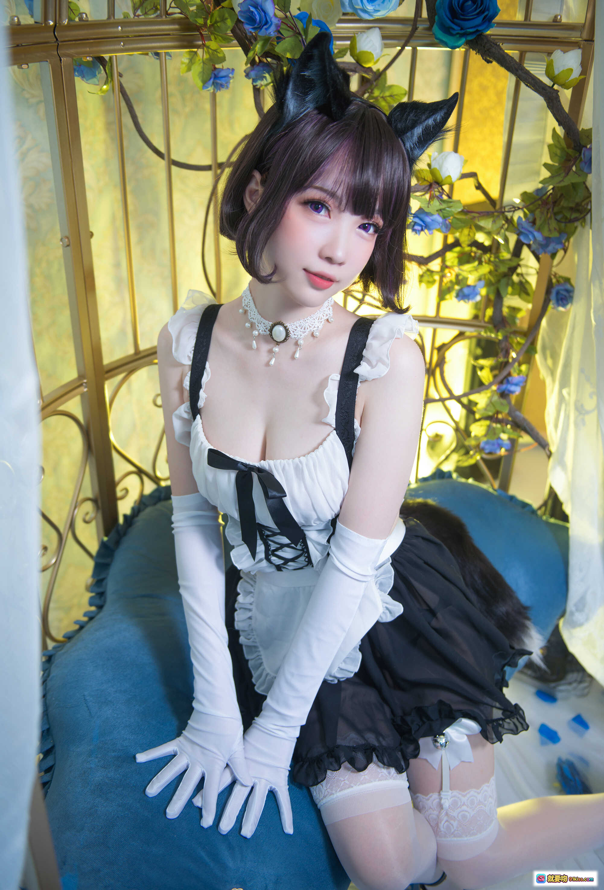 图片[9] - 妖少you1-Chaos 白色修女cosplay 甜美少女 欧式沙发写真 蓝白梦幻场景 高跟蕾丝袜 优雅坐姿 二次元风格 NO.001 - 就要吻