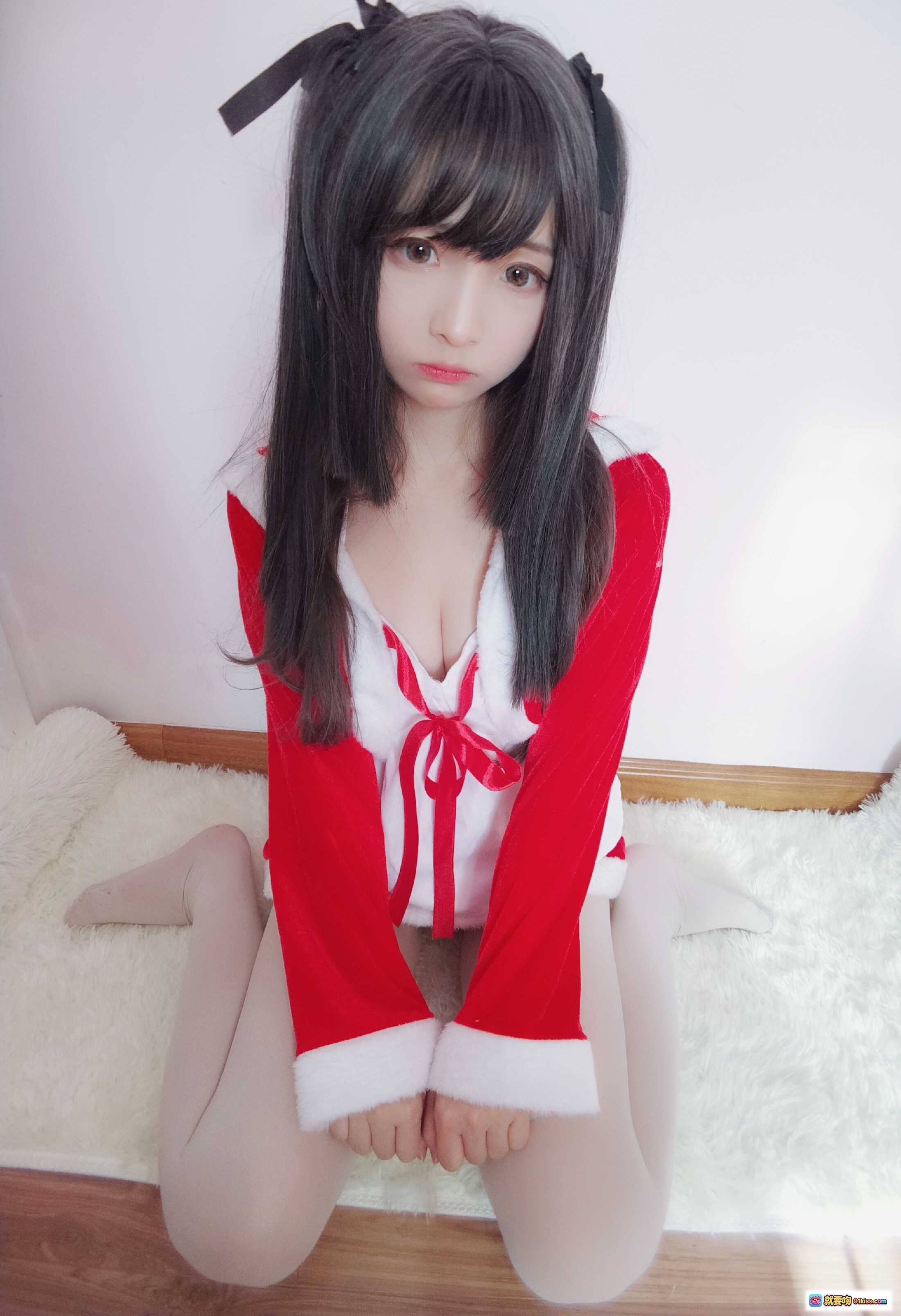 图片[9] - 古川NO.023圣诞主题写真 | 红白圣诞裙+双马尾黑发+甜美表情+高清13P美图 - 就要吻