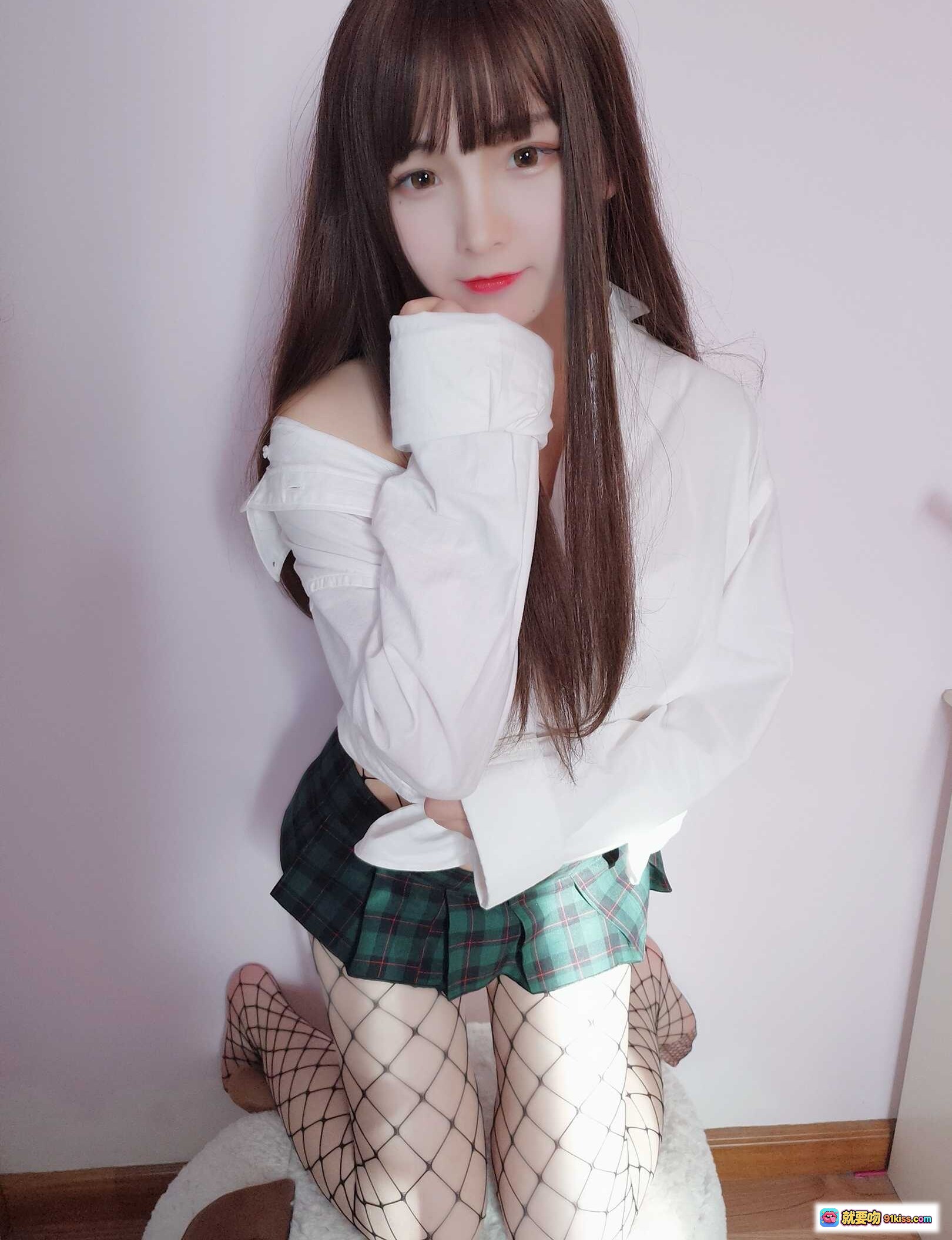 图片[7] - 古川NO.019男友衬衫写真｜白衬衫+格子短裙+渔网袜少女风私房照 - 就要吻