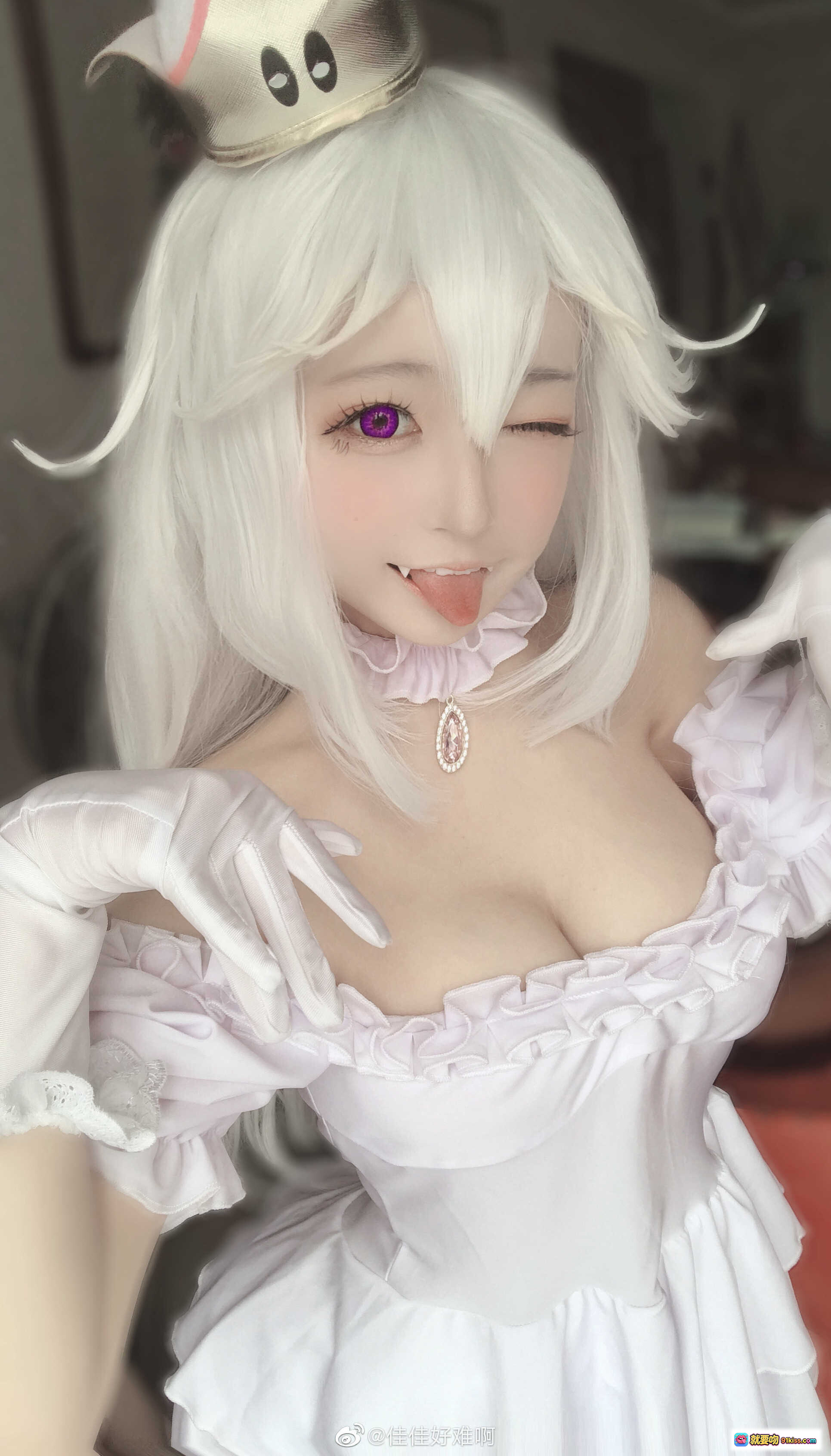 图片[1] - 佳佳好难啊VOL.30幽灵姬cosplay 白发紫瞳女仆装 甜美 wink 萝莉风 搞怪表情 粉色蕾丝裙 手套配饰 二次元角色扮演 - 就要吻