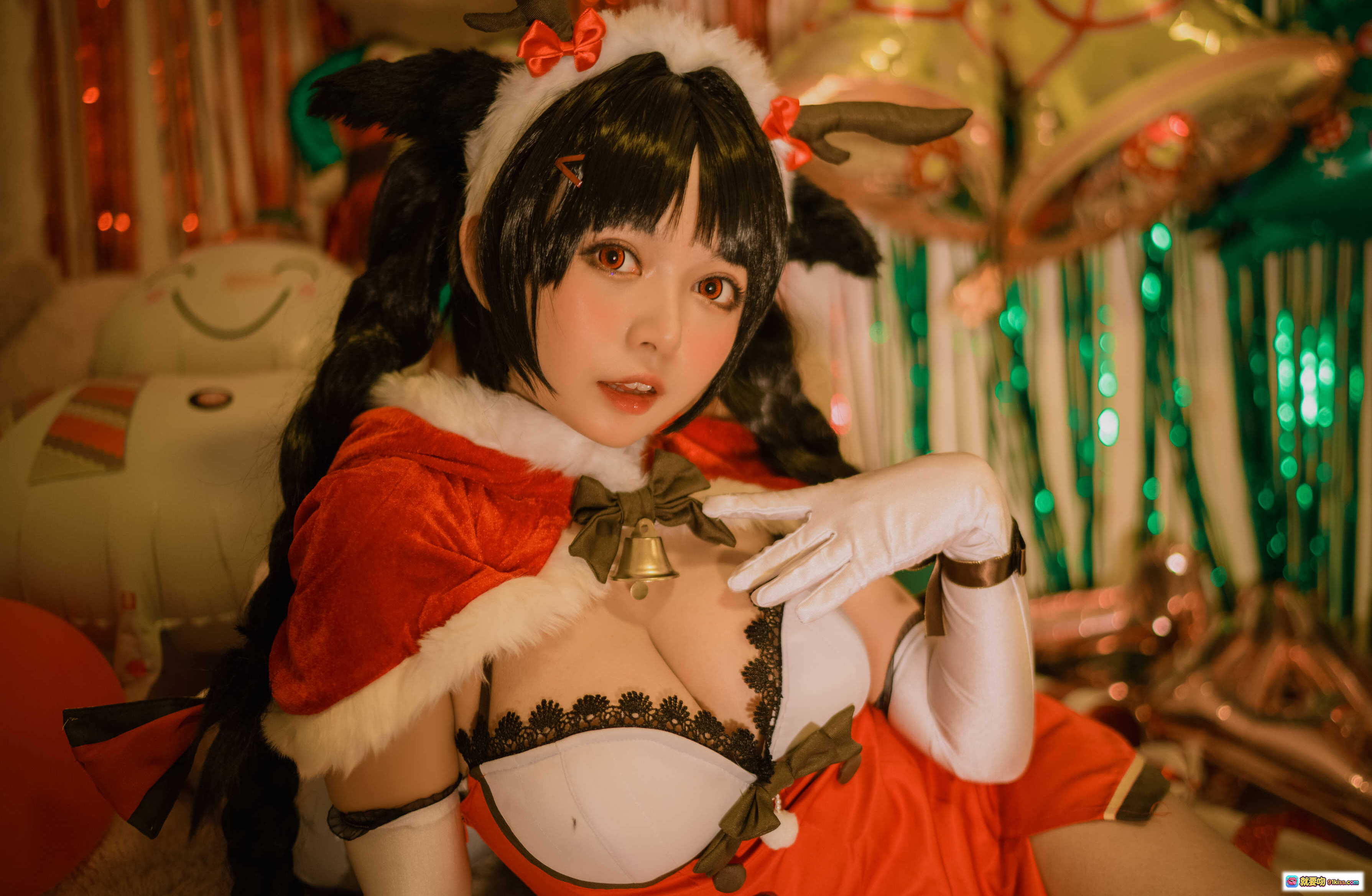 图片[4] - 黑猫猫OvO NO.019 大潮圣诞写真 16P 415MB 圣诞主题 Cosplay 美少女 节日氛围 气球装饰 鹿玩偶 毛绒玩具 床拍 甜美可爱 高清图集 - 就要吻