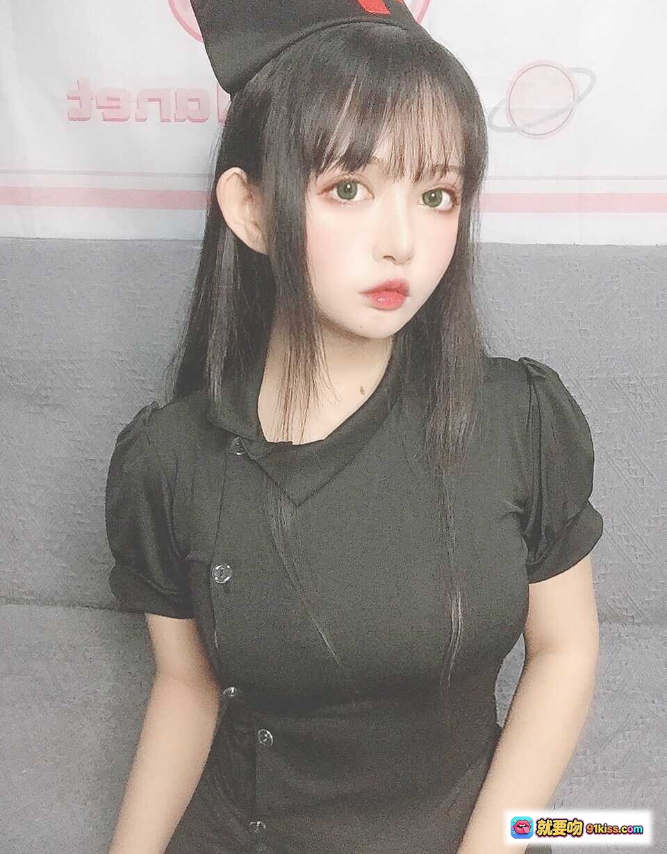 图片[8] - 黑猫猫OvO NO.021 护士喵自拍写真 19P 7MB 黑色护士装 红十字帽 长发美少女 萌系cosplay 甜美私房照 - 就要吻