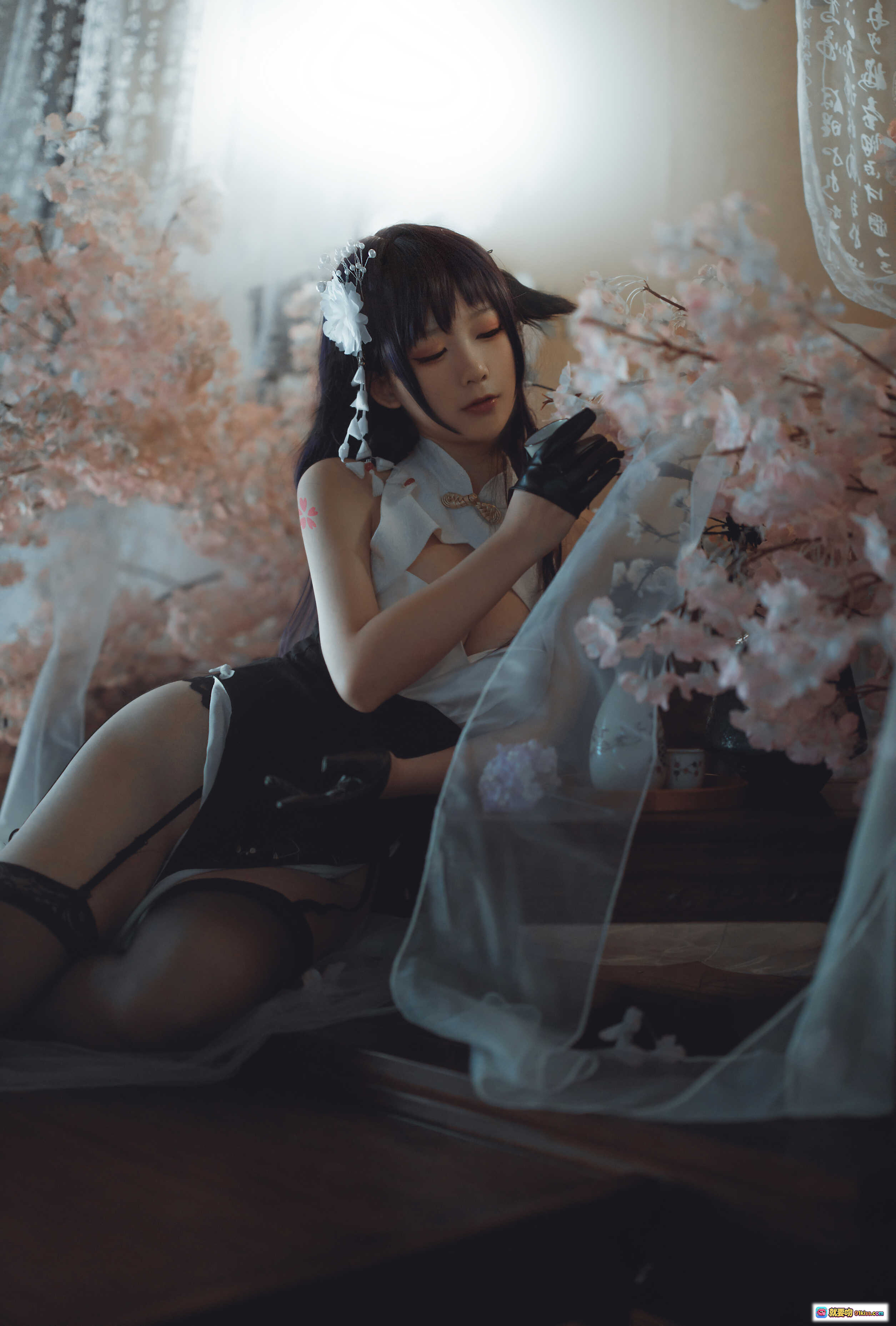 图片[1] - 樱落酱NO.015吾妻旗袍写真·黑丝美腿+樱花场景+和风少女+精致妆造+私房氛围感摄影 - 就要吻