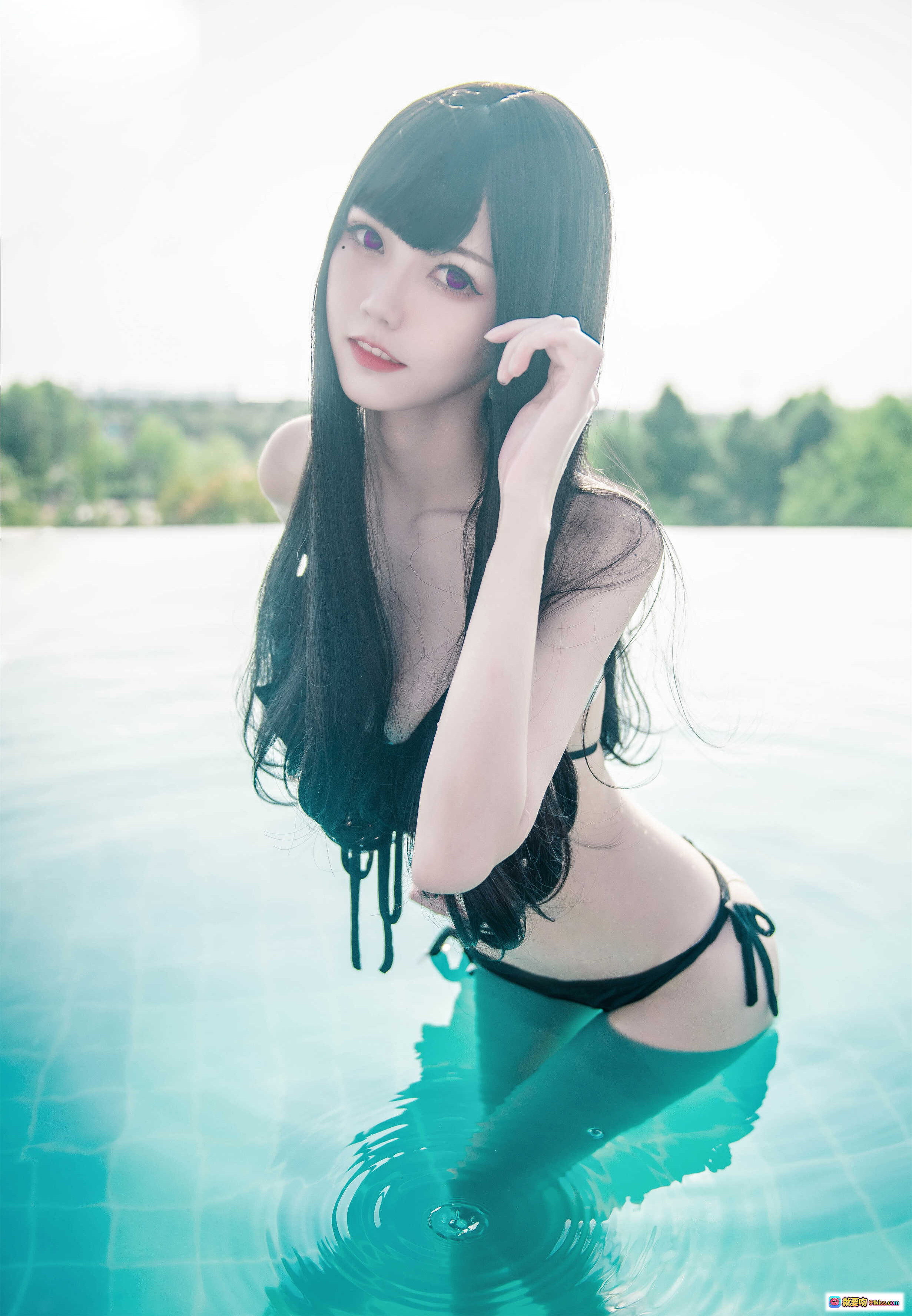 图片[4] - 恶魔姐姐cos写真 | 你的负卿NO.016 | 白纱泳池边性感回眸 | 黑长直少女 | 清新户外摄影 | 25P高清图集 - 就要吻