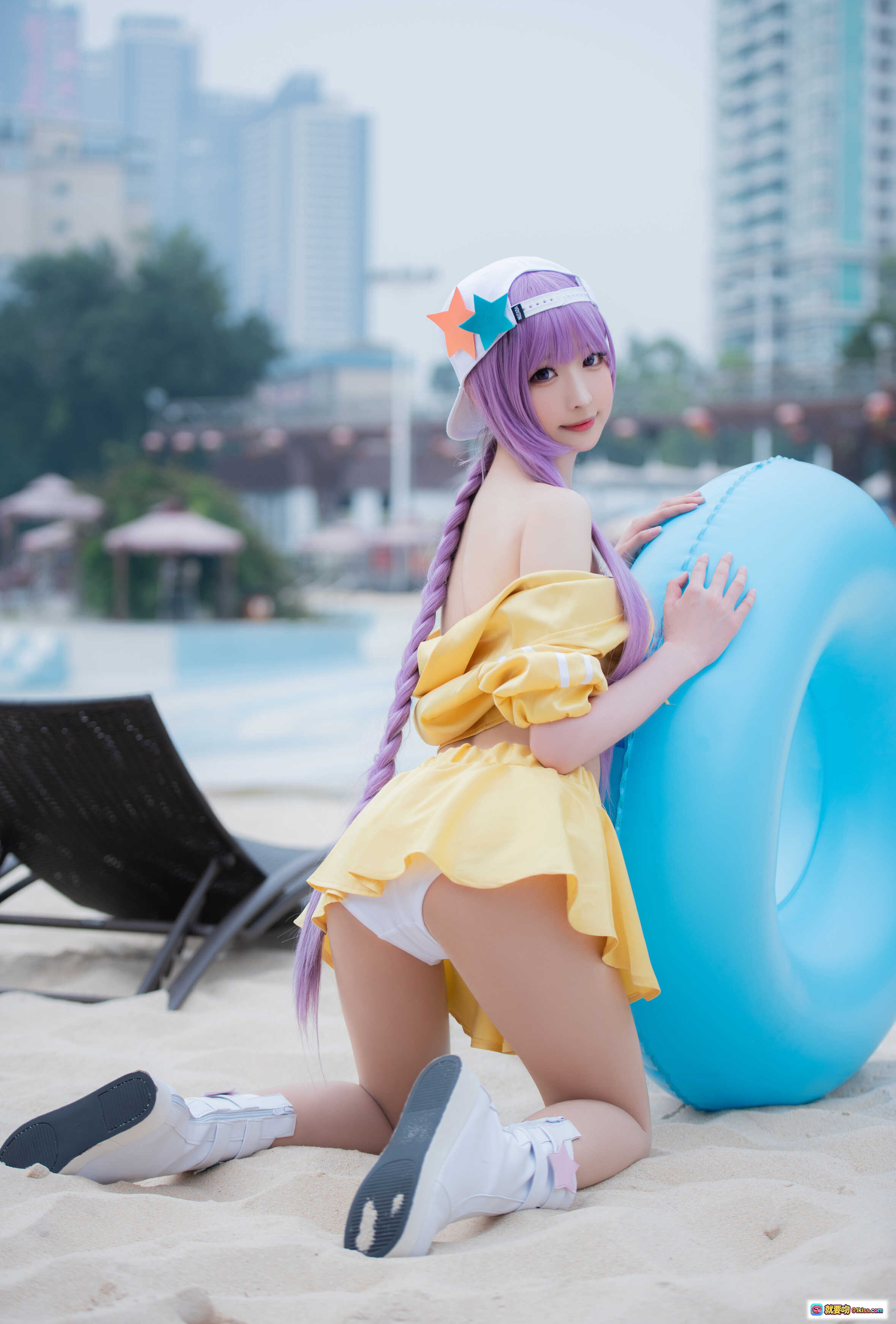 图片[9] - 南宫NO.002 BB紫发双马尾cosplay沙滩写真 黄色露脐上衣短裙 白色高筒靴 清新夏日风格 - 就要吻