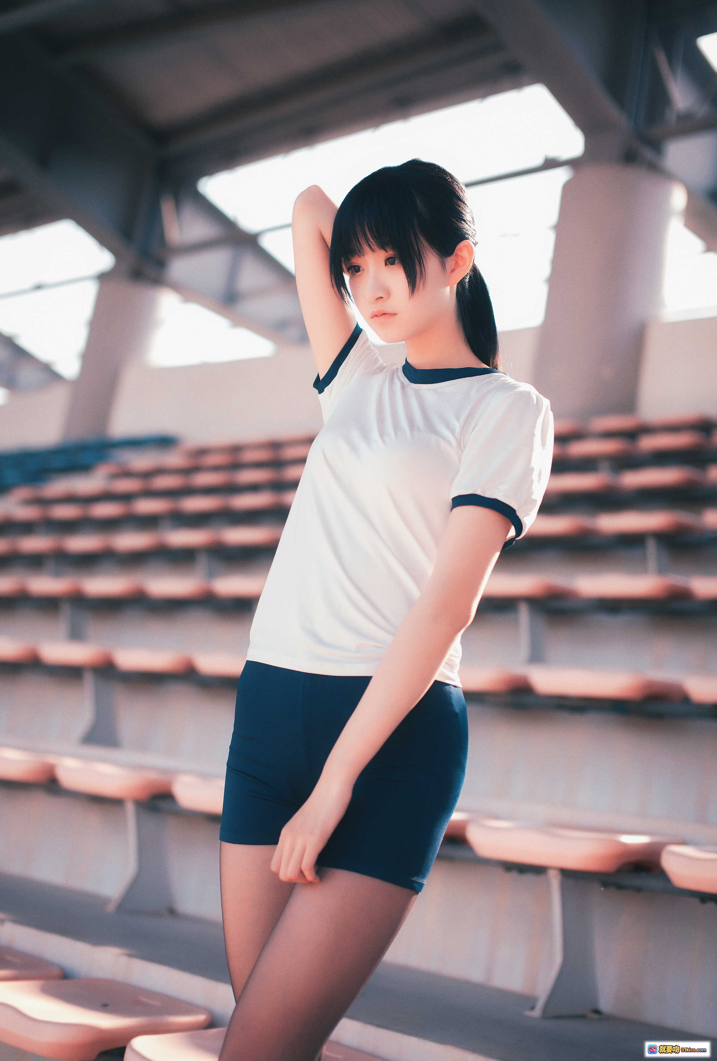图片[1] - 黑丝体操服少女 stadium写真 53P高清图集 体育风穿搭 甜美日系风格 体育场背景 美腿丝袜造型 - 就要吻