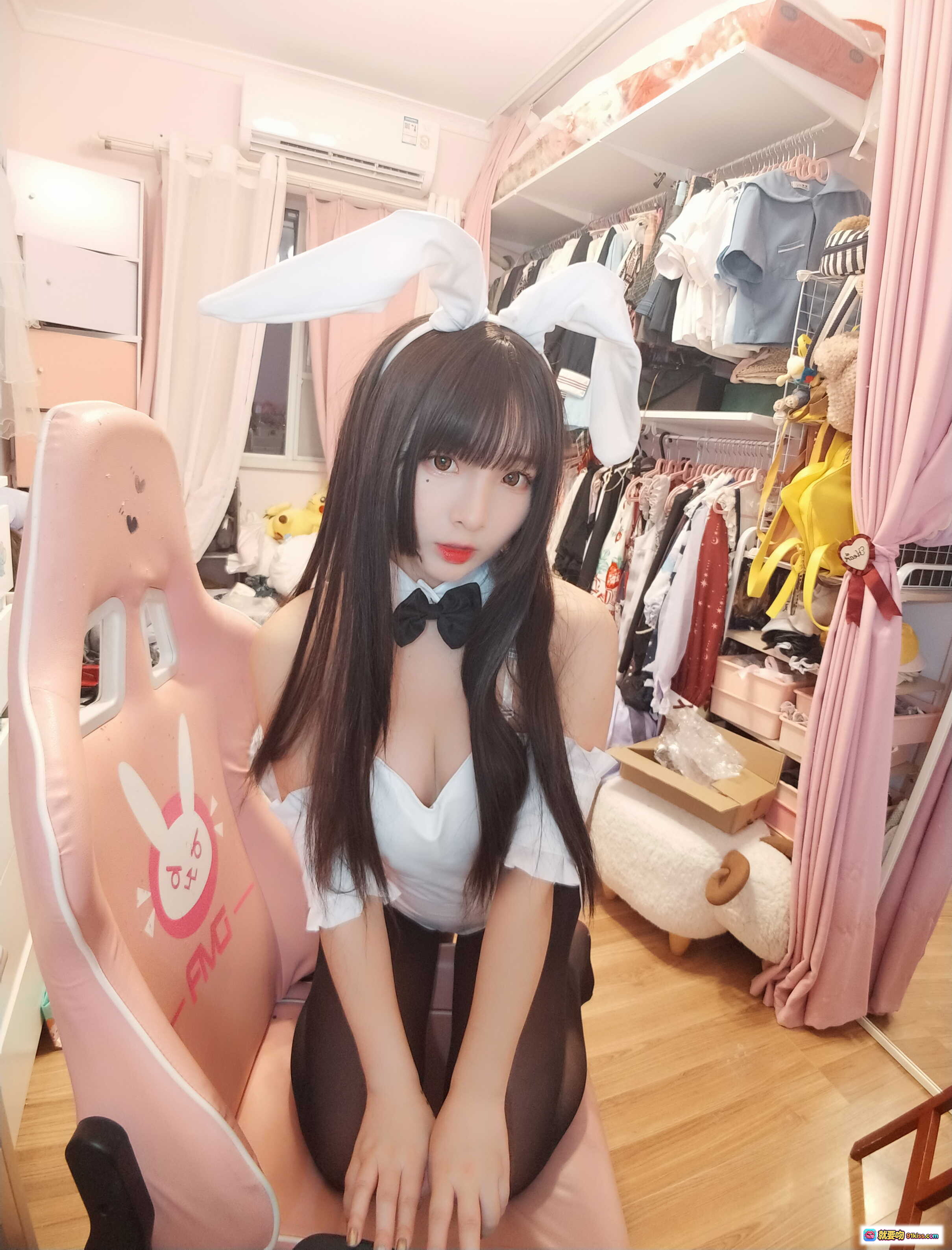 图片[7] - 古川定制VOL.001黑丝美腿坐姿写真24P高清图集少女风卧室场景优雅性感穿搭 - 就要吻