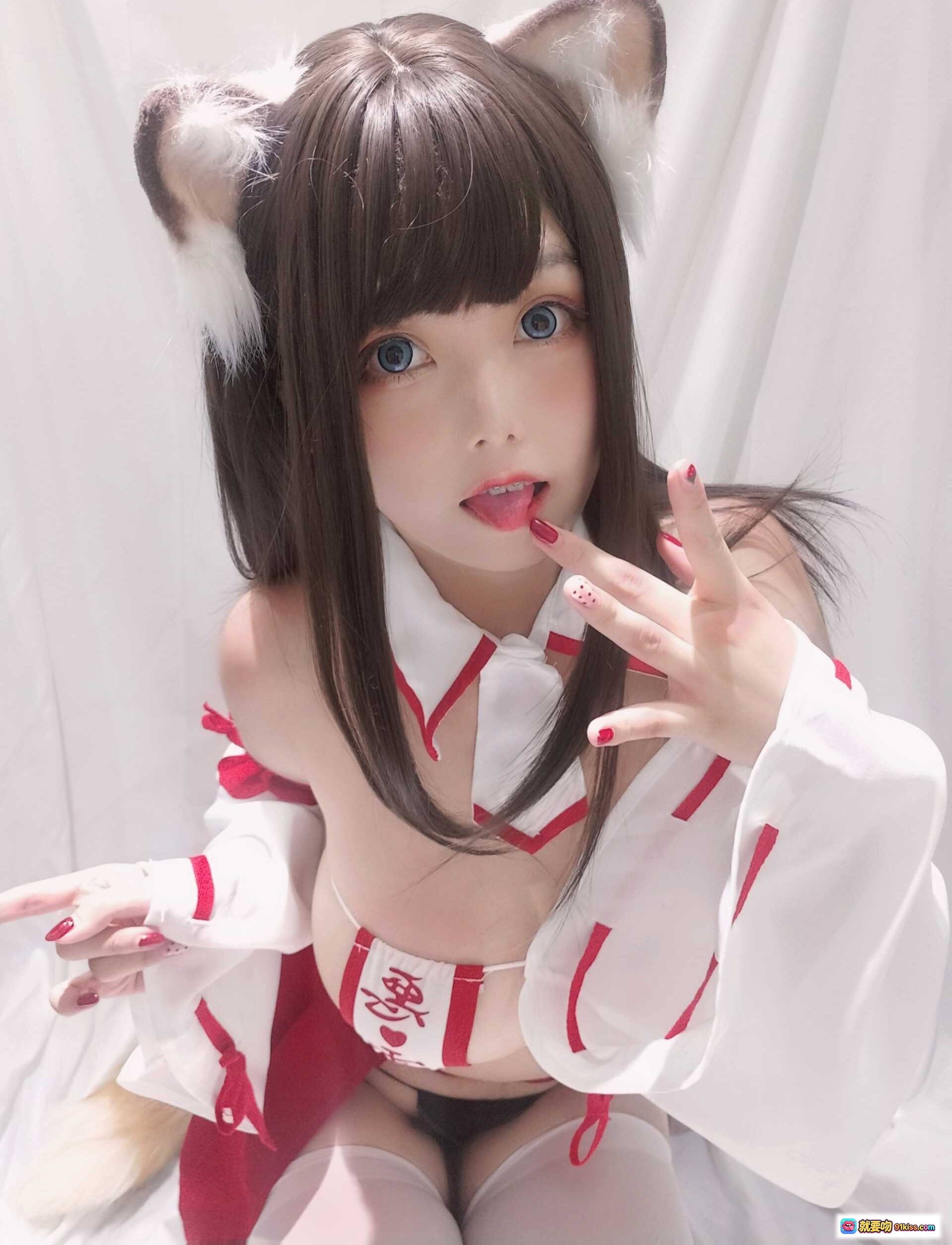 图片[9] - 蜜汁猫裘NO.033巫女小狐狸cosplay写真｜猫耳少女｜红白巫女服｜萌系二次元｜高清22P - 就要吻