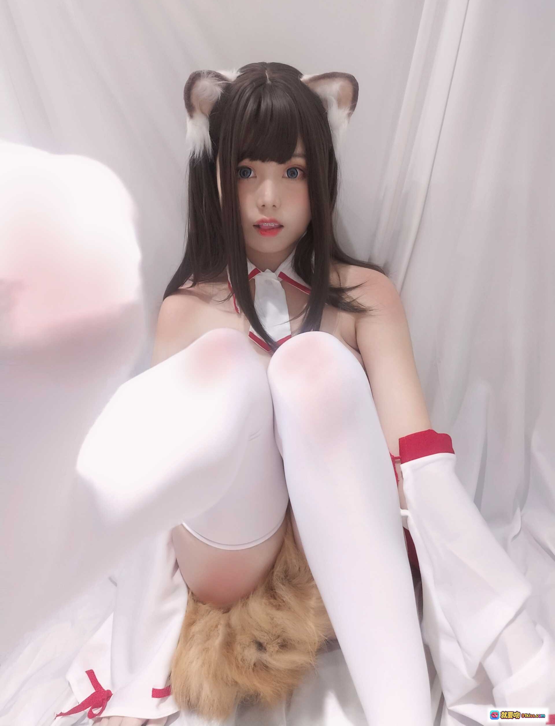 图片[6] - 蜜汁猫裘NO.033巫女小狐狸cosplay写真｜猫耳少女｜红白巫女服｜萌系二次元｜高清22P - 就要吻