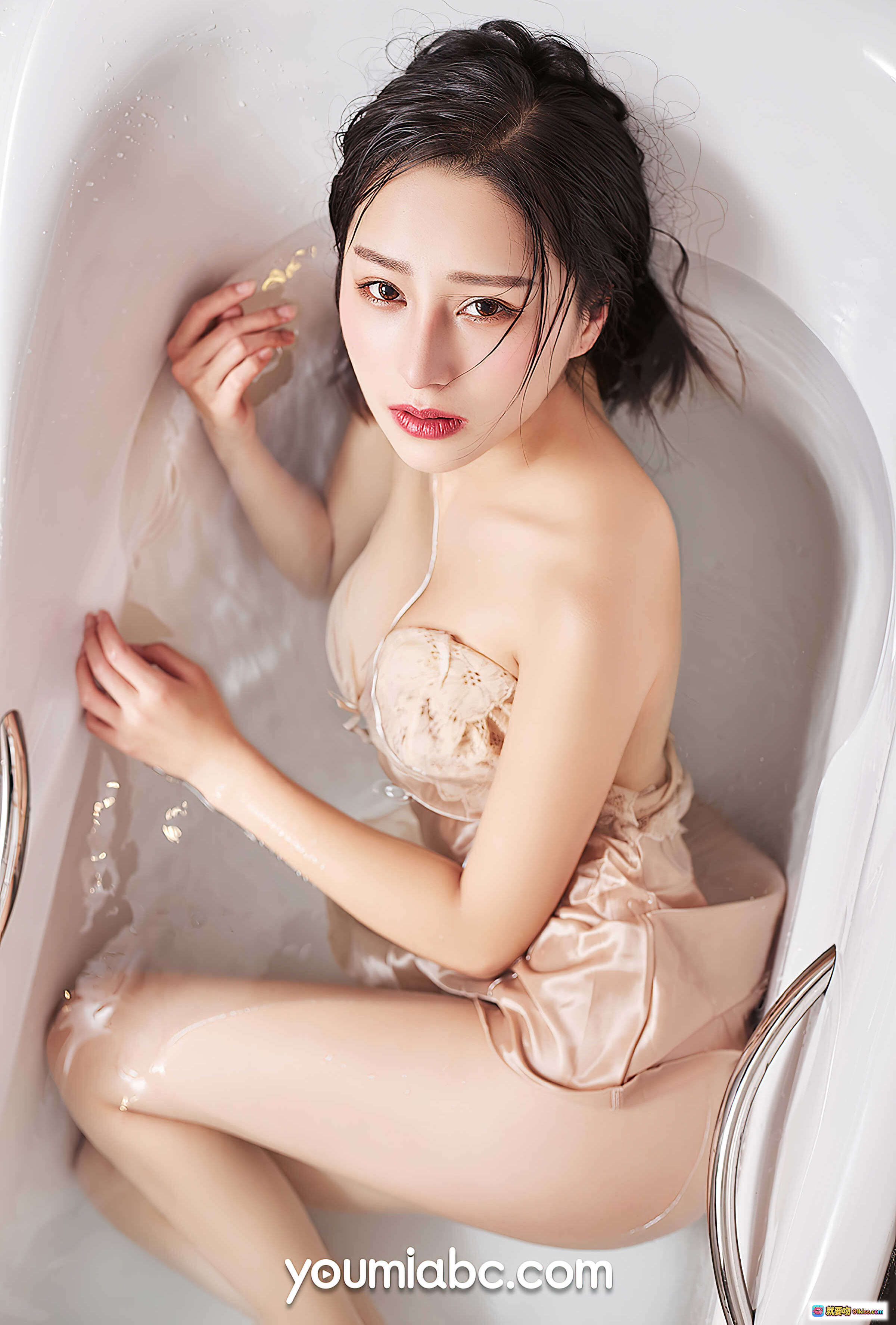 YouMi尤蜜小木浴室写真｜暧昧进行时｜蕾丝内衣湿身诱惑｜高清私房美图22P - 就要吻