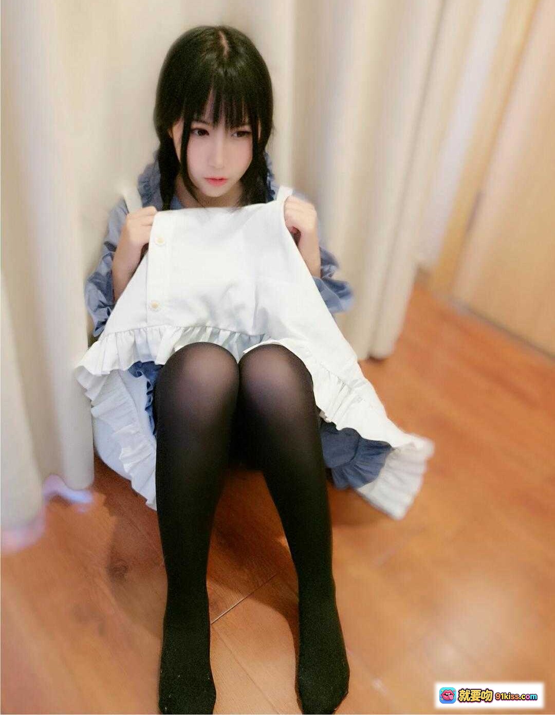 图片[10] - 逐月SU可爱萌系少女穿搭｜蓝色荷叶边衬衫+白色围裙｜双马尾+卡通狗耳滤镜｜清新居家风写真 - 就要吻