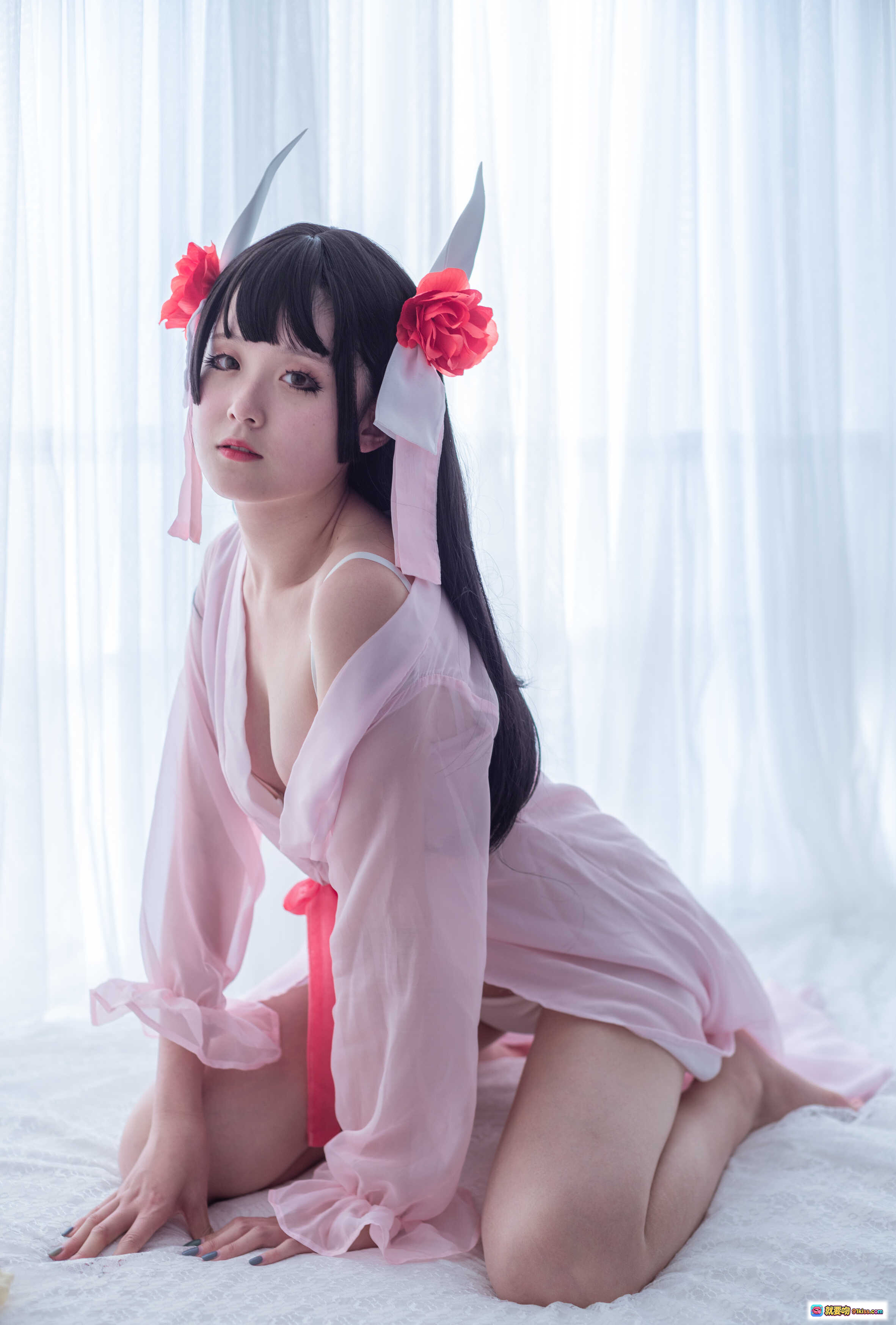 图片[2] - 秋楚楚天津写真38P517MB 粉色薄纱浴袍系带诱惑 美腿私房性感写真调色版 - 就要吻