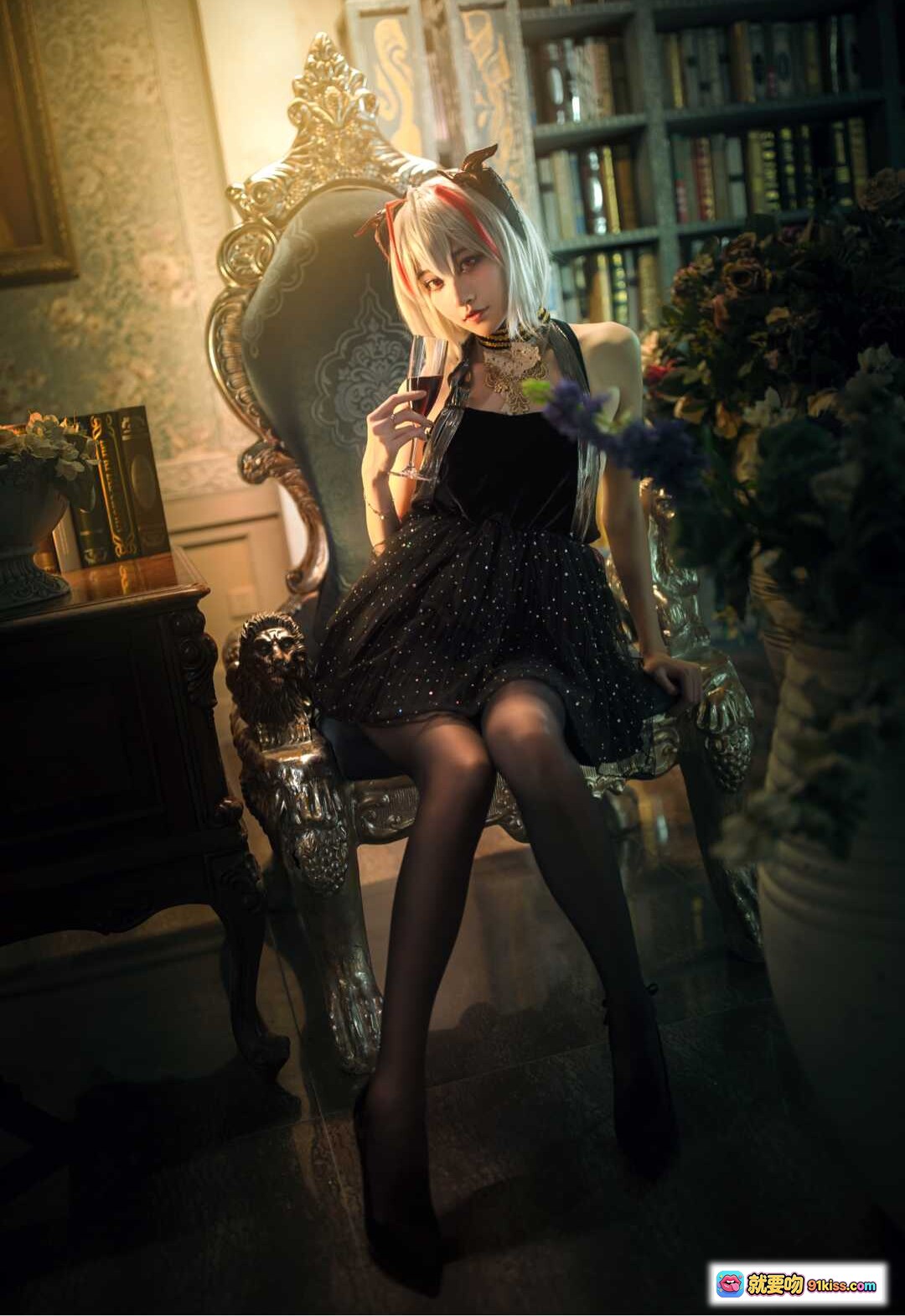 图片[3] - 蓝发coser夜景豪车旁持香槟杯银色亮片连体衣性感写真图集NO.002 36P 86MB - 就要吻