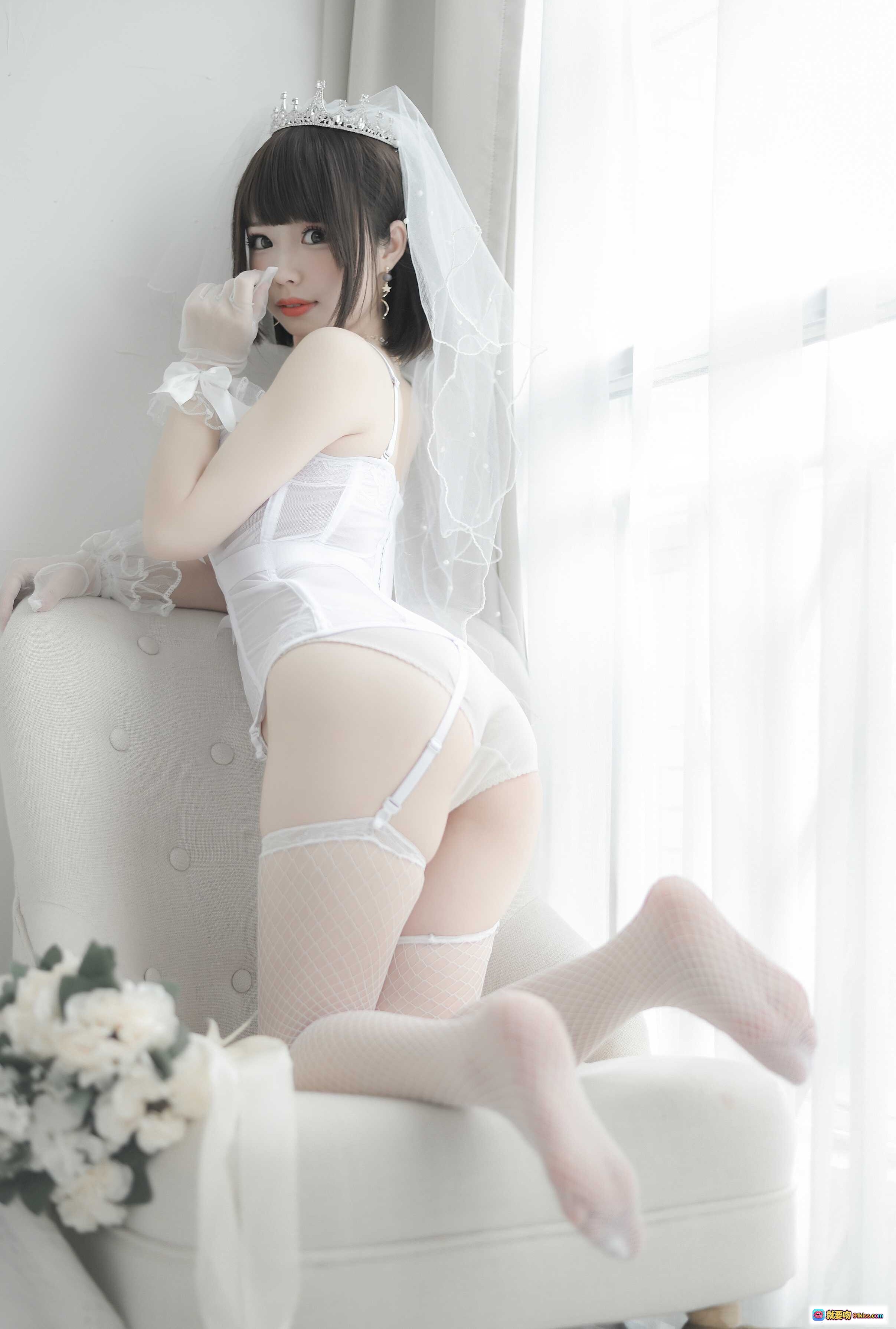 图片[3] - 花嫁新娘写真 | 白色蕾丝内衣+渔网袜+头纱皇冠 | 甜美性感私房照 | 42P高清图集 - 就要吻