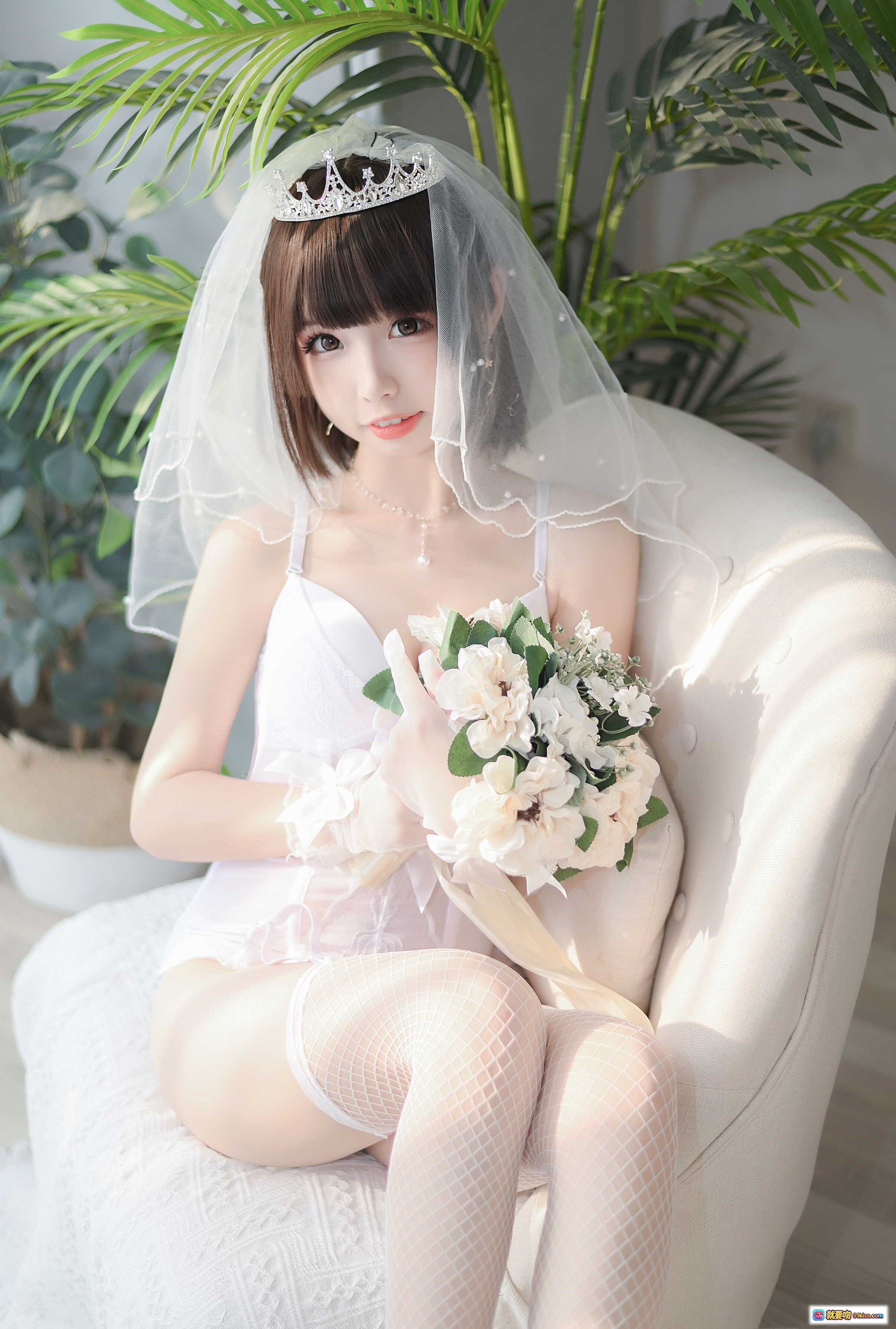 图片[2] - 花嫁新娘写真 | 白色蕾丝内衣+渔网袜+头纱皇冠 | 甜美性感私房照 | 42P高清图集 - 就要吻