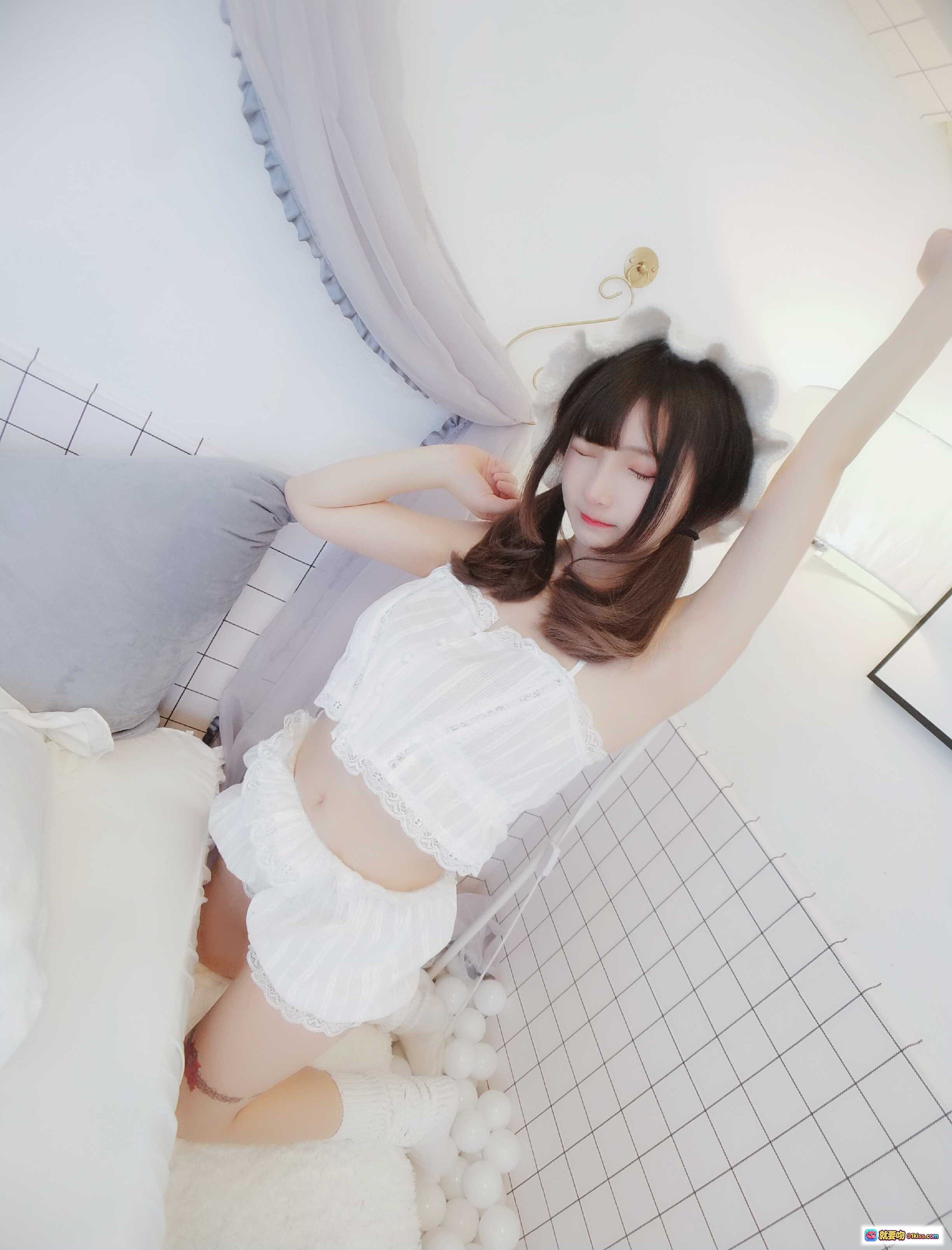 图片[8] - 古川NO.022少女睡衣写真｜白色蕾丝吊带透视款｜甜美居家风｜16P高清图集 - 就要吻